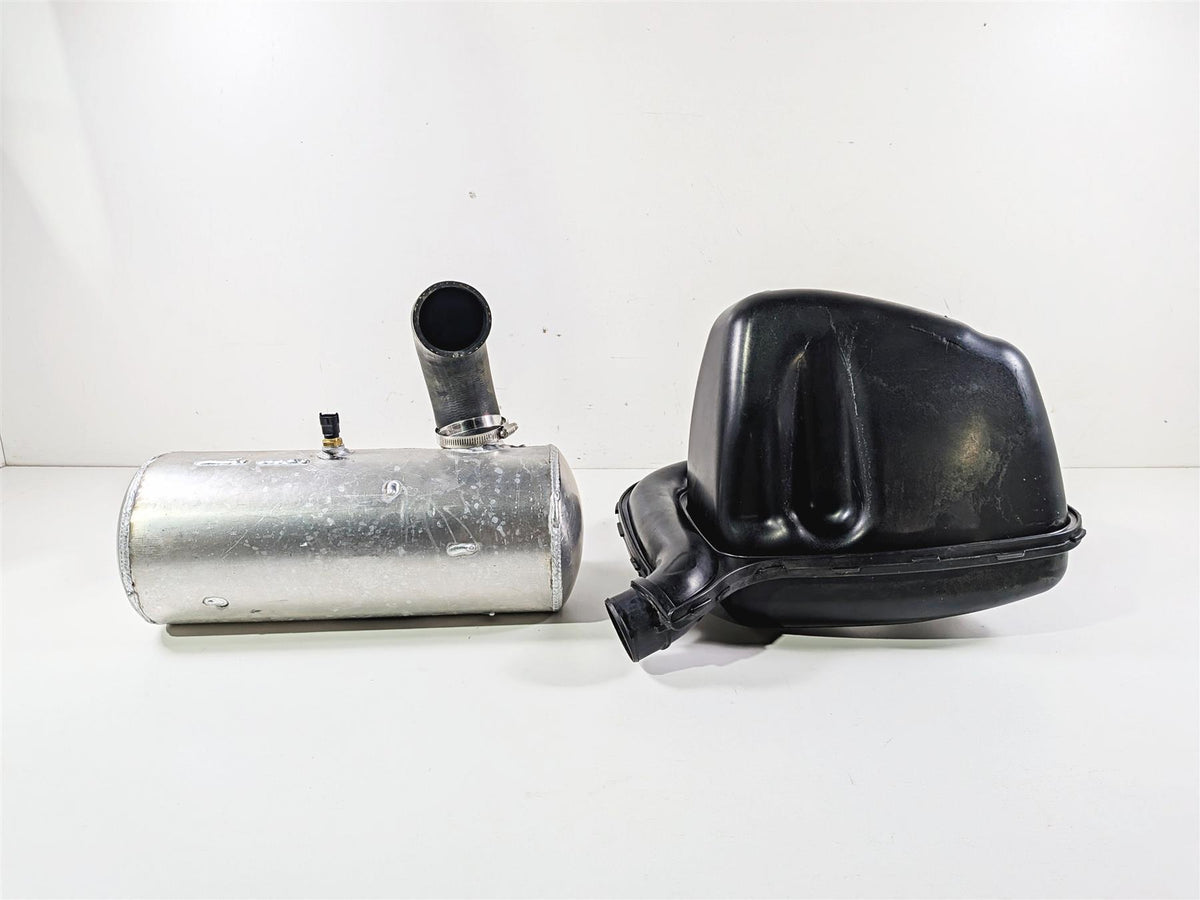 2021 Sea-Doo Spark 900 Trixx Exhaust Muffler Resonator Set 274001451 274001618 {{ shop.shopifyCountryName }} - Mototech271