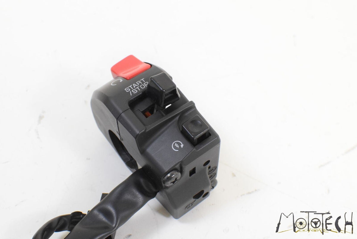 2015 Kawasaki ZX10R ZX10 R Ninja Right Hand Control Switch Kill Start 46091-0114 {{ shop.shopifyCountryName }} - Mototech271
