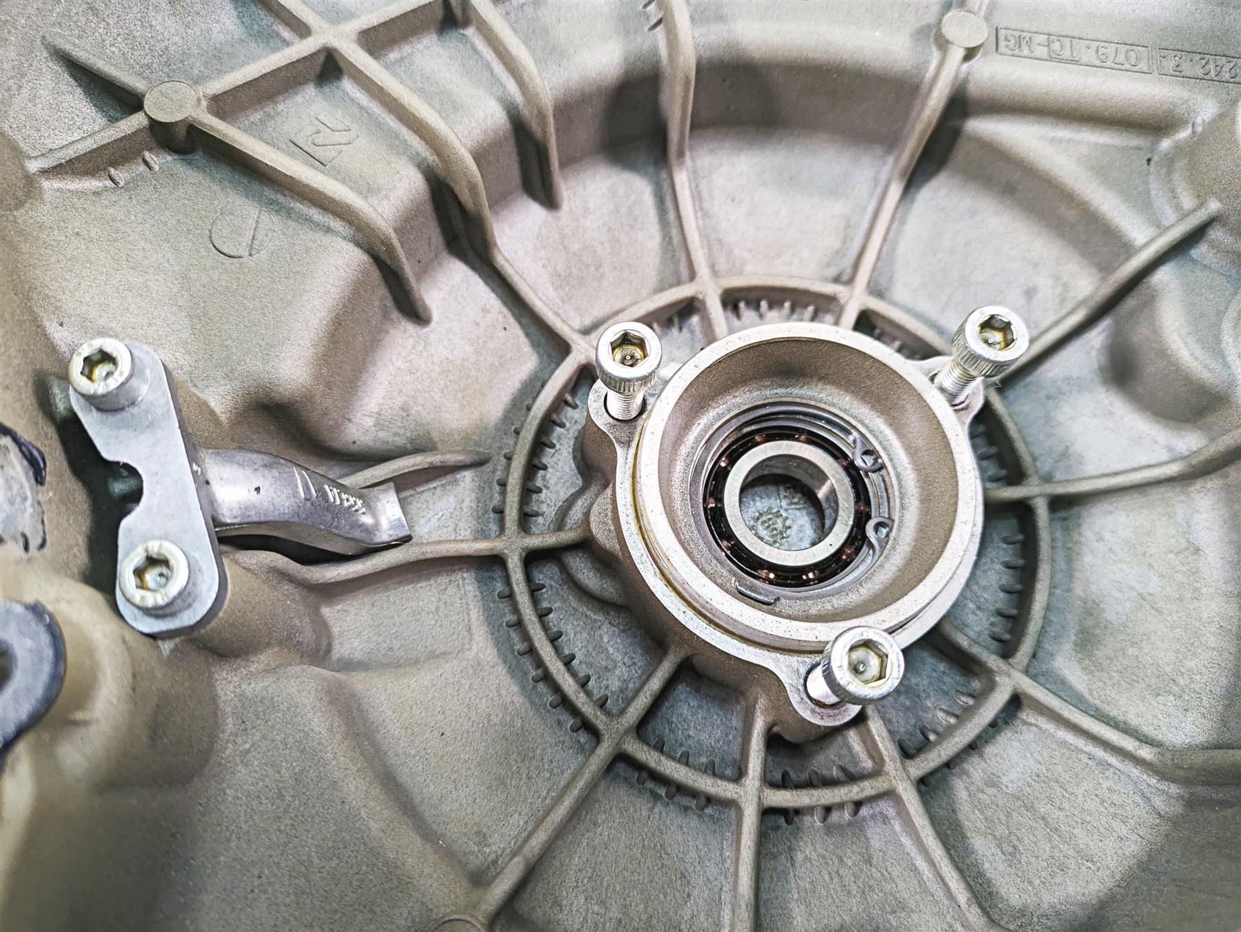 2011 Ducati Hypermotard 1100 Evo SP Stator Alternator Engine Cover 24220811CC {{ shop.shopifyCountryName }} - Mototech271