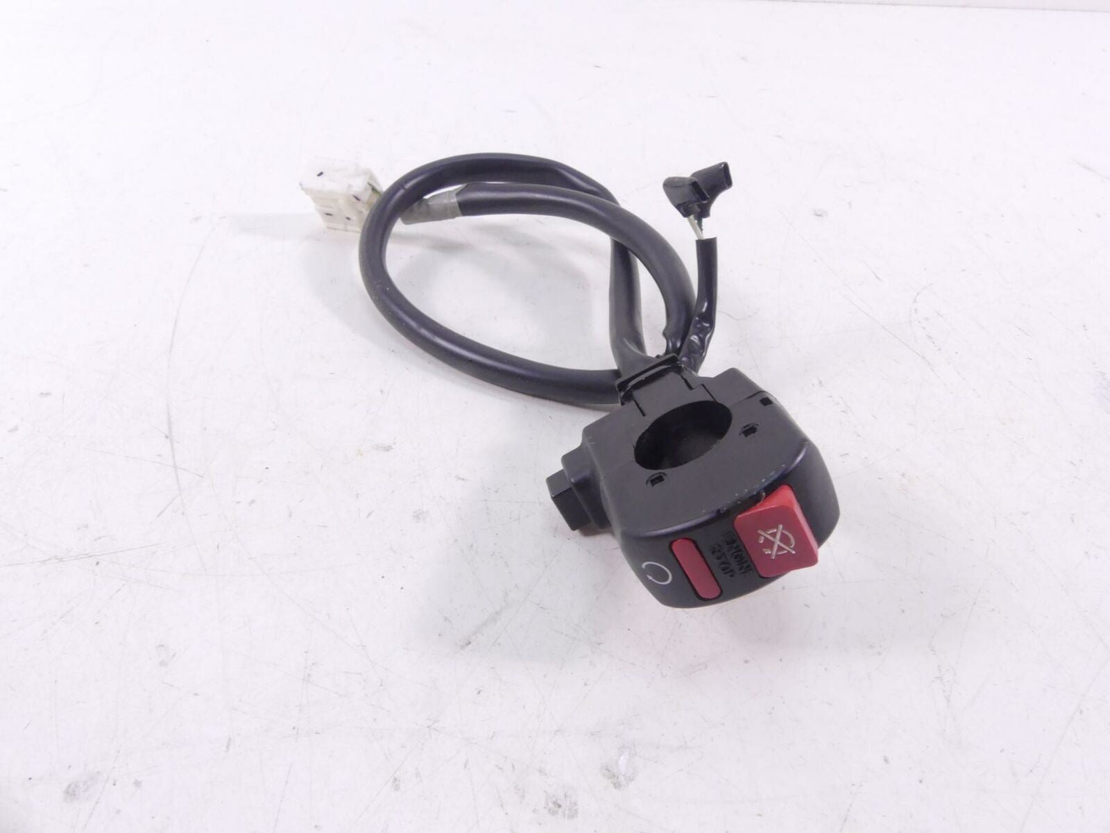 2014 Honda CBR1000 SP Fireblade Right Hand Kill Control Switch 35130-MGP-D61 {{ shop.shopifyCountryName }} - Mototech271