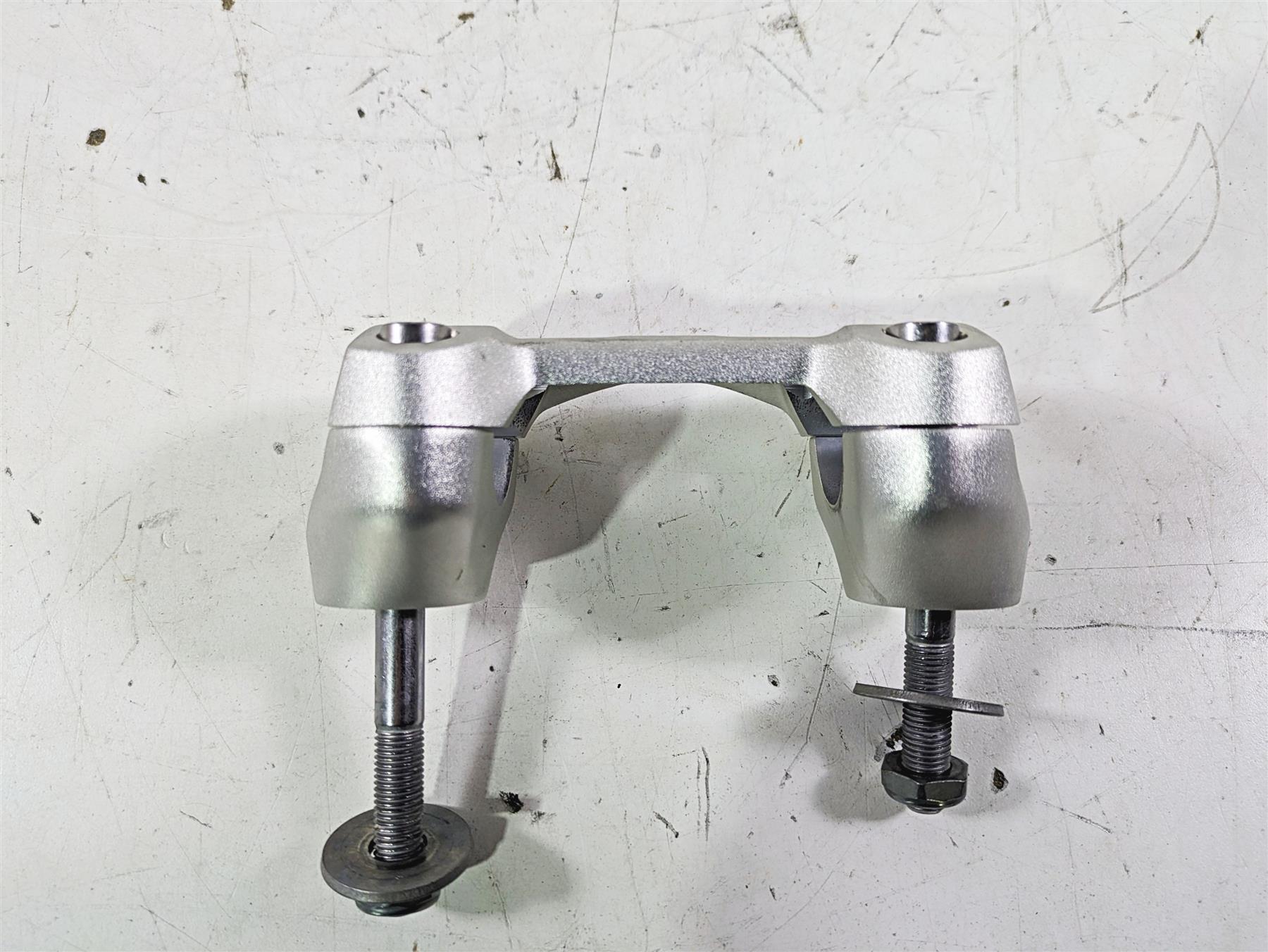 2023 Triumph Street Triple 765 RS Handlebar Mount Riser T2045876 {{ shop.shopifyCountryName }} - Mototech271