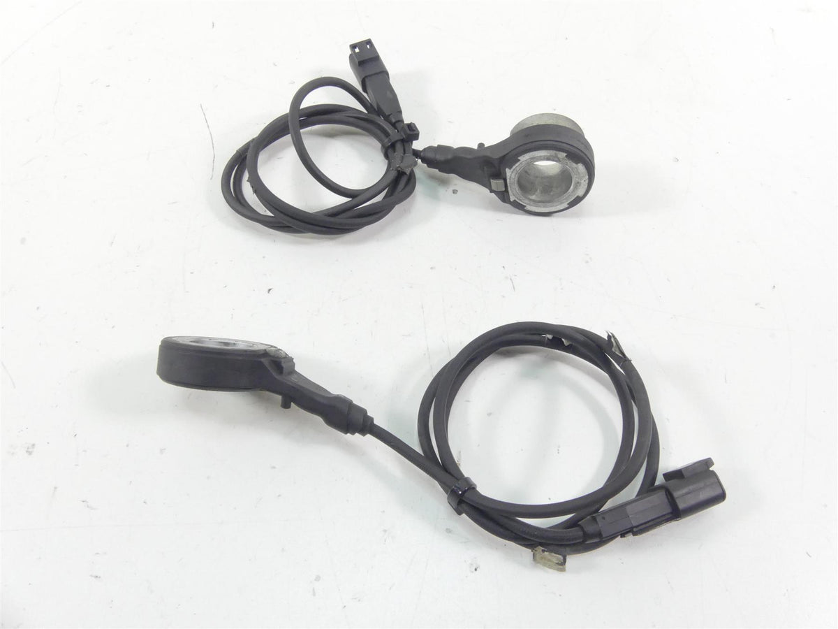 2015 Harley FLD Dyna Switchback Abs Brake Wheel Speed Sensor Set 40682-12 {{ shop.shopifyCountryName }} - Mototech271