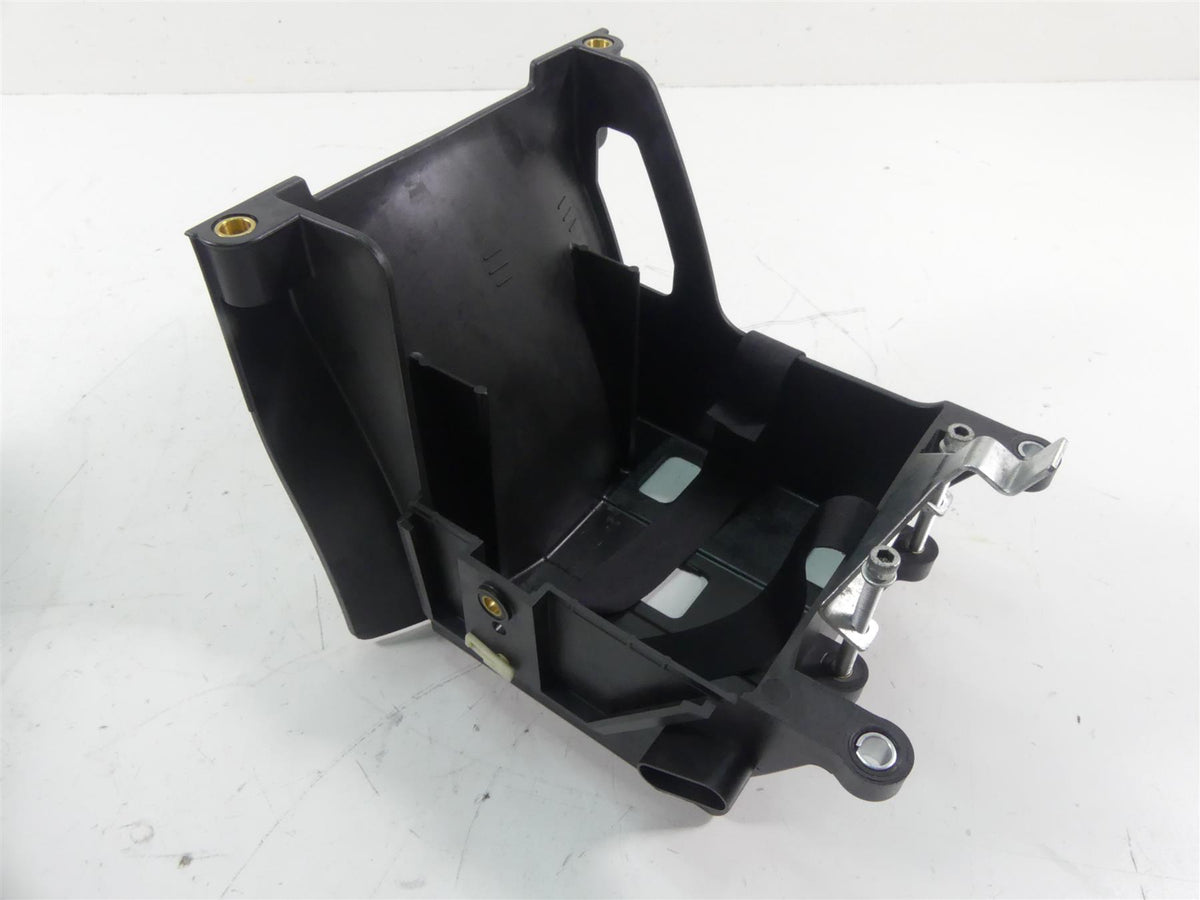 2014 Harley Touring FLHX Street Glide Electrical Plastic Holder Set 66000010 {{ shop.shopifyCountryName }} - Mototech271