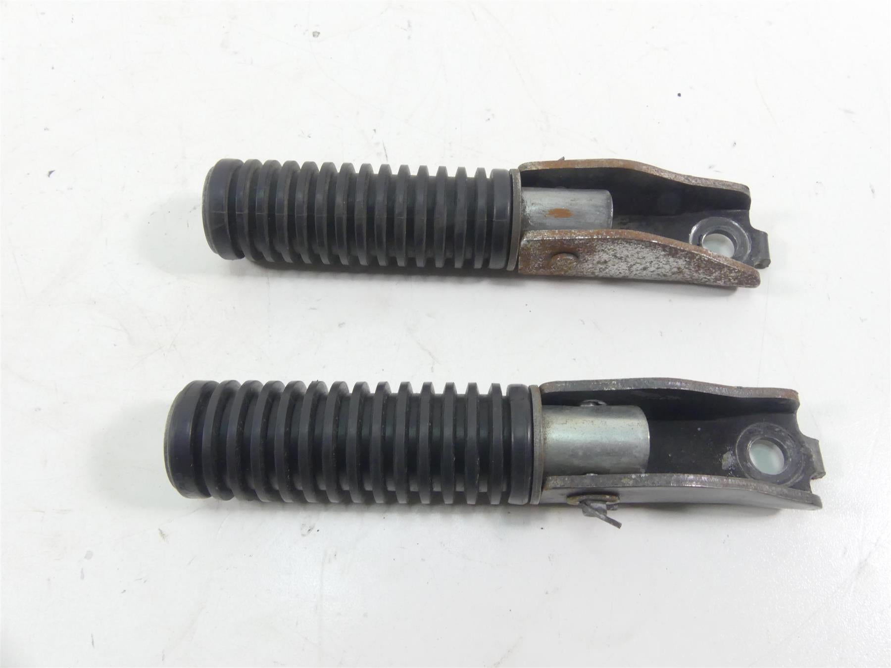 1977 Honda CB750 A Four Hondamatic Rear Footpeg Foot Peg Set 50710-405-000 {{ shop.shopifyCountryName }} - Mototech271