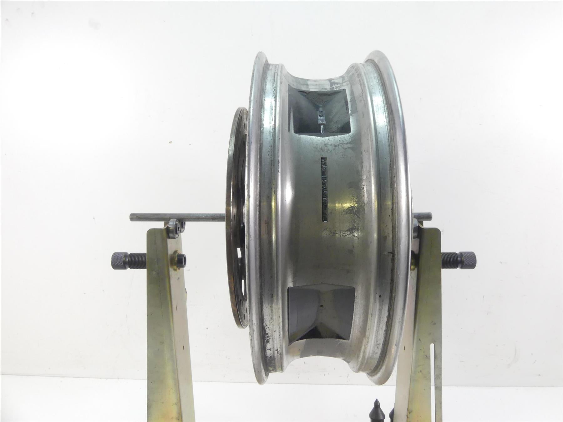 2012 Harley Touring FLHTP Electra Glide Straight 16x5 Rear Wheel Rim 40900194 {{ shop.shopifyCountryName }} - Mototech271