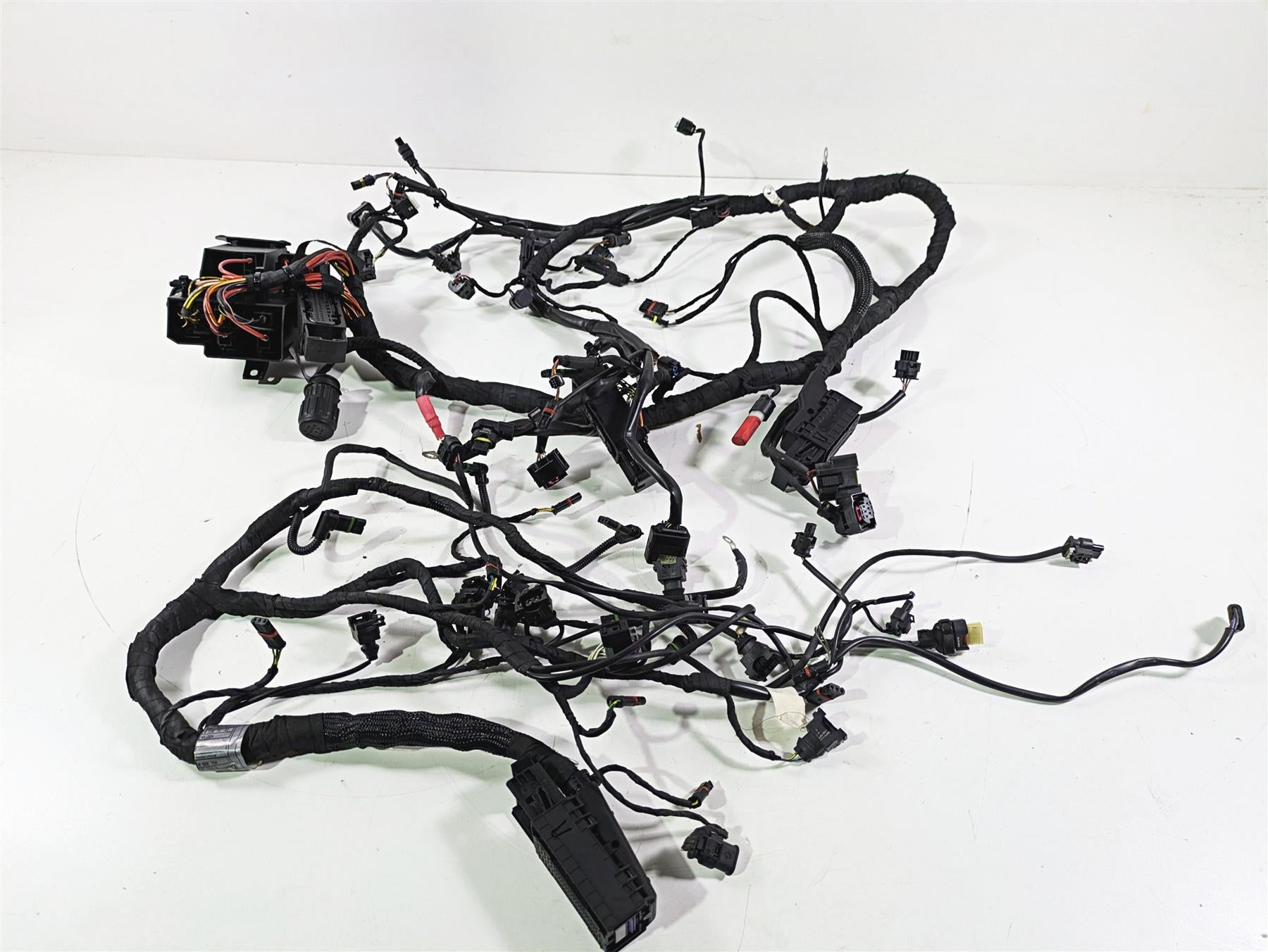 2016 BMW S1000RR K46 Wiring Harness & Engine Harness DDC 61118556087 {{ shop.shopifyCountryName }} - Mototech271
