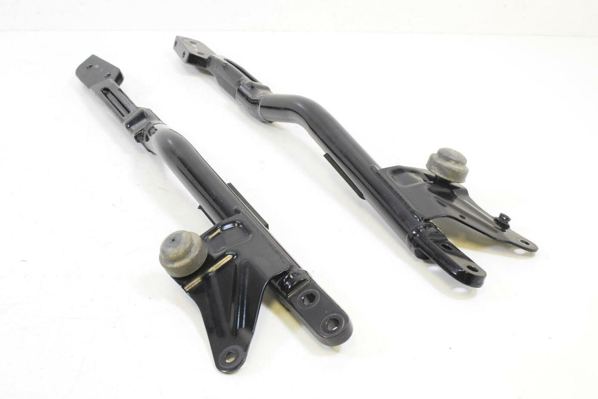 2017 Victory Octane 1200 Upper Frame Tube Rail Mount Set 1020139-266 / 1020138 {{ shop.shopifyCountryName }} - Mototech271