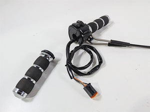 2006 Harley Sportster XL883 Low Right Hand Control Switch 71684-06A 71683-06A