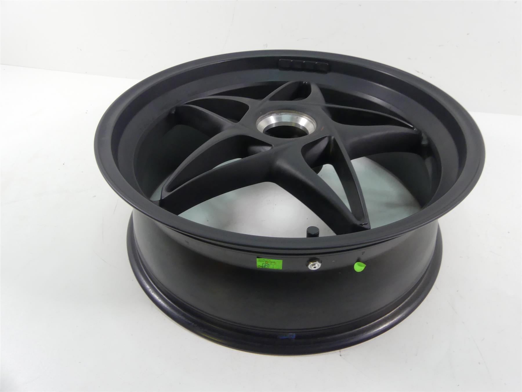 2012 Mv Agusta Brutale 1090 R Straight Rear Wheel Rim Rim 17x6 80B0B3098 {{ shop.shopifyCountryName }} - Mototech271