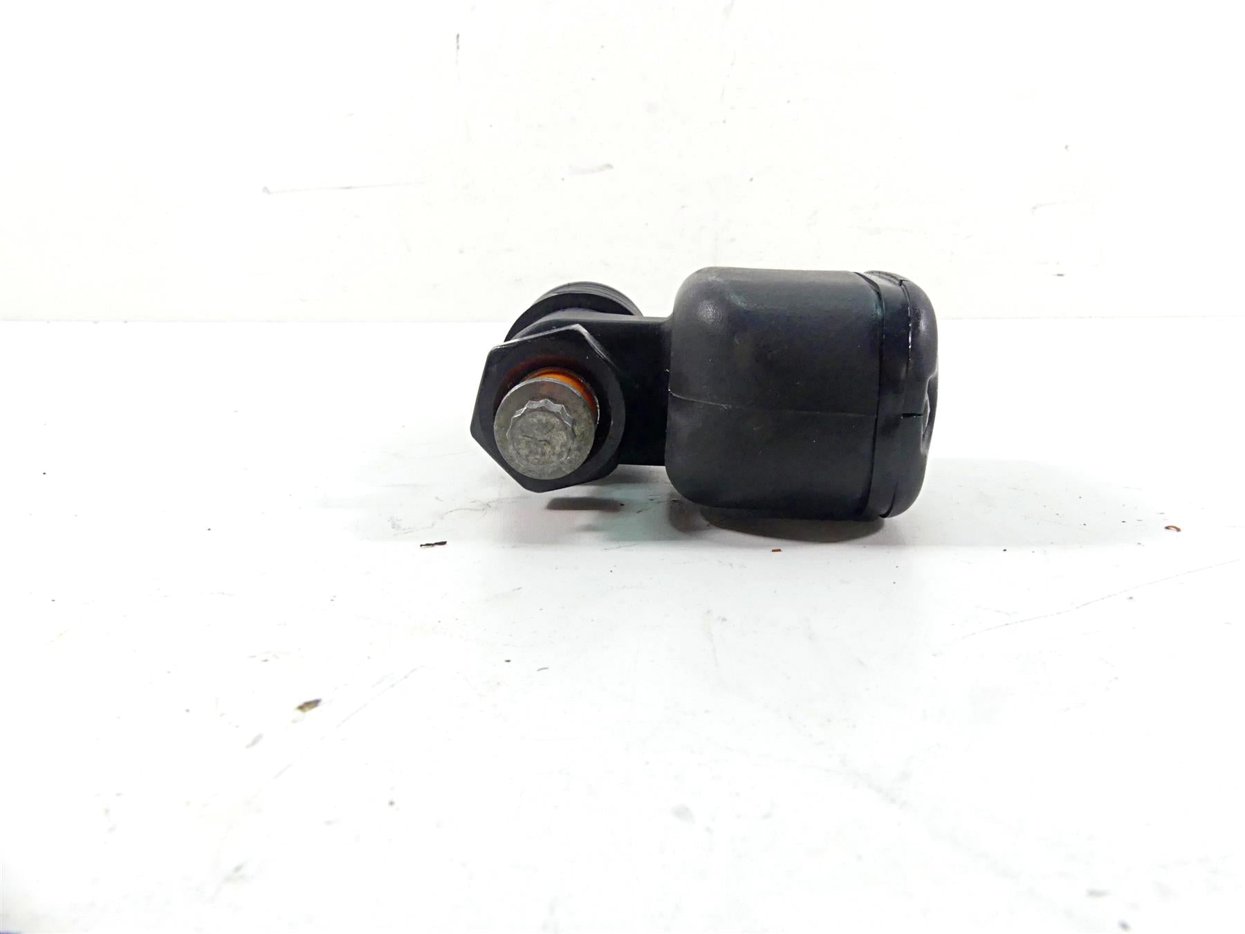 2011 Harley Softail FXS Blackline Rear Brake Master Cylinder - Read 41767-05E {{ shop.shopifyCountryName }} - Mototech271