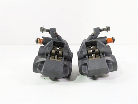 2002 Yamaha YZFR1 R1 Front Brake Caliper Set 5PW-2580U-00 5PW-2580U-00 {{ shop.shopifyCountryName }} - Mototech271