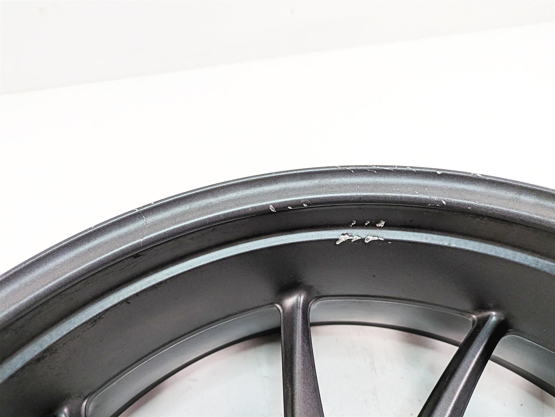 2016 BMW R1200R K53 Straight 17x5.5 Rear Wheel Rim -Read 36318556340 {{ shop.shopifyCountryName }} - Mototech271