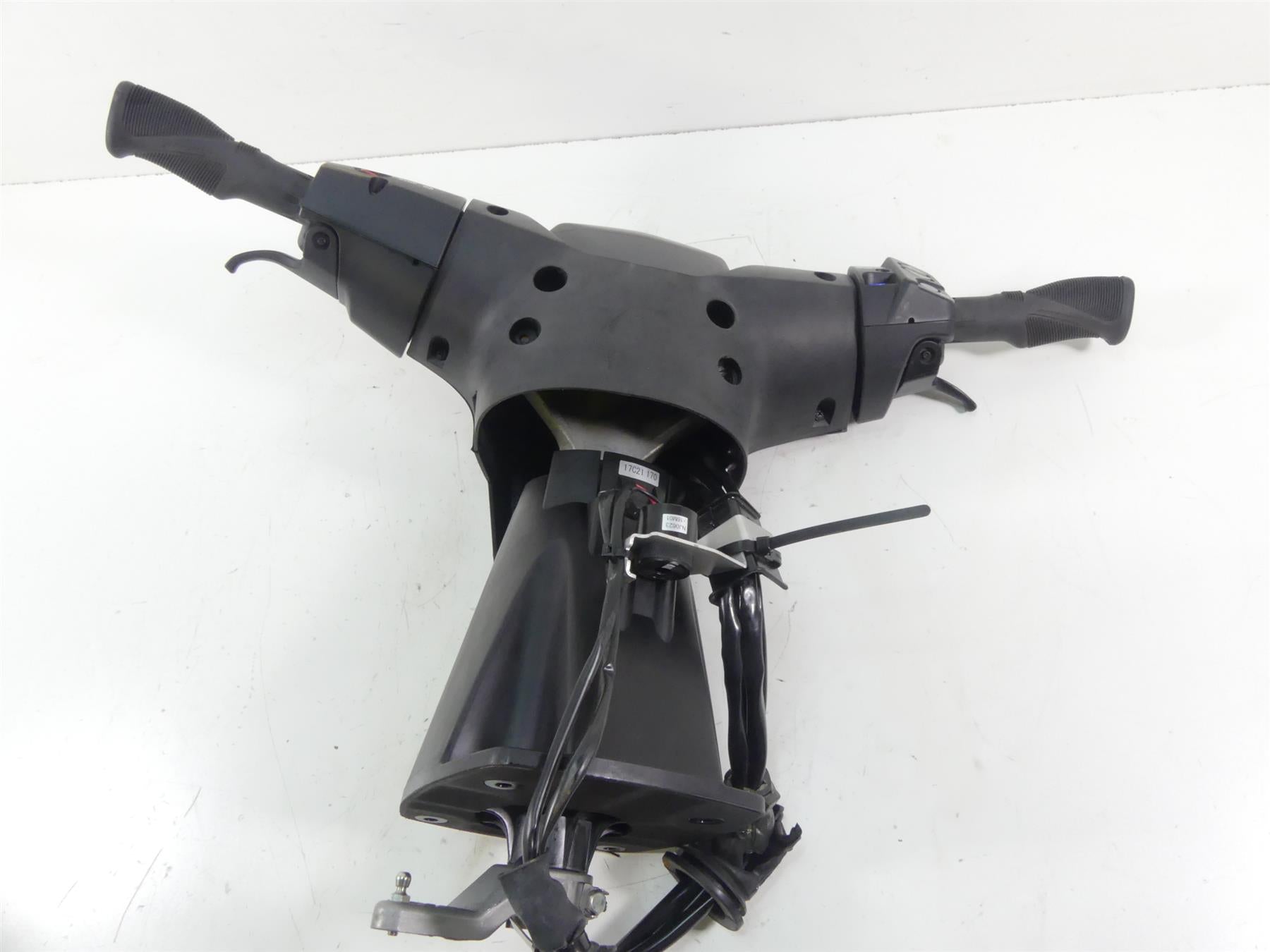 2017 Yamaha Waverunner VX Limited Complete Steering Handlebar set F2X-61400-00- {{ shop.shopifyCountryName }} - Mototech271
