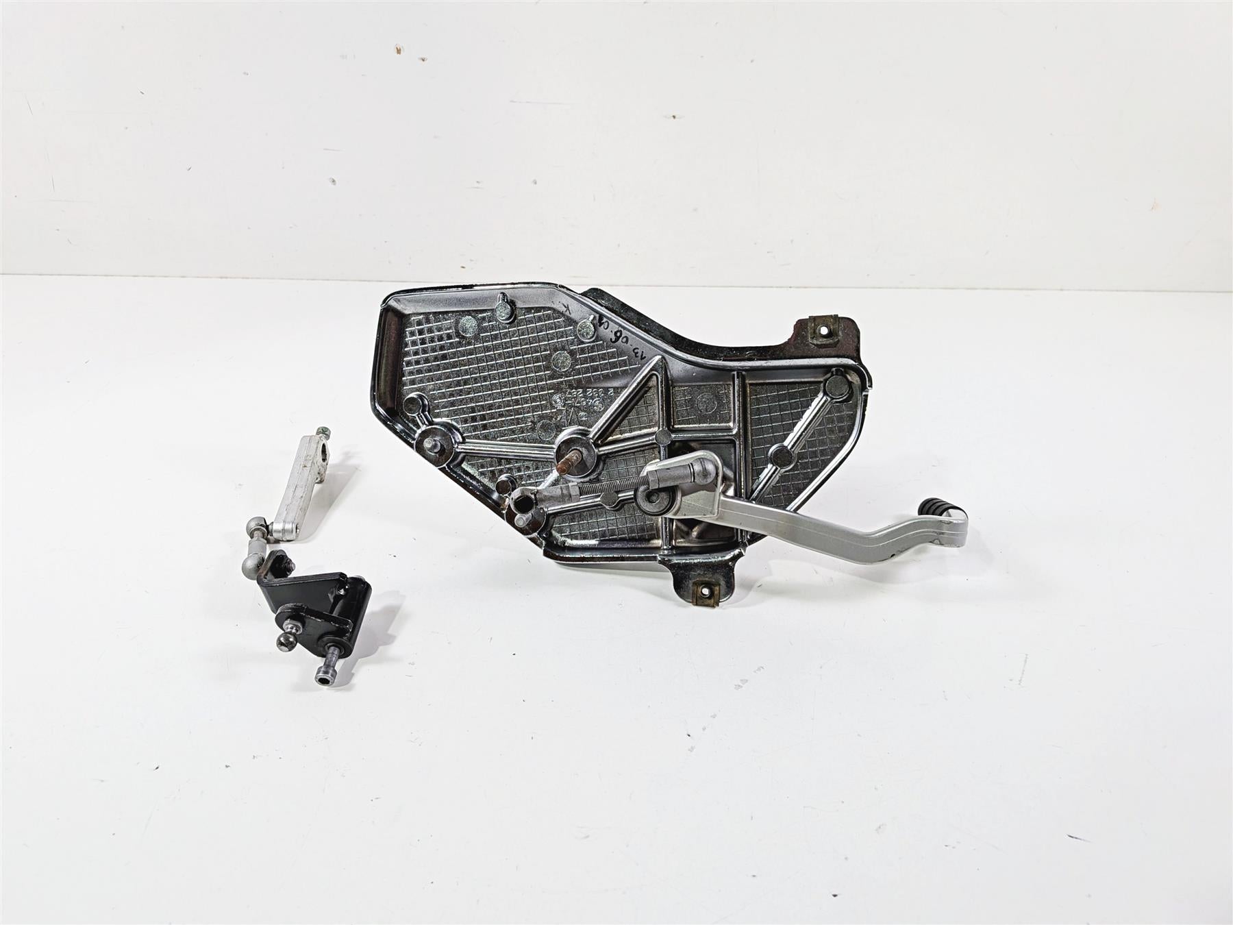 2002 BMW K1200LT 89V3 Left Chrome Footpeg Set & Shifter 46717682133 {{ shop.shopifyCountryName }} - Mototech271