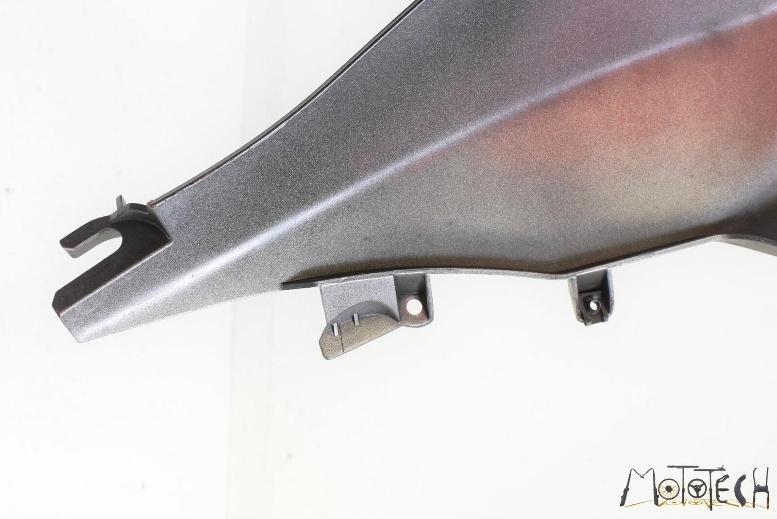 2011 BMW K1300S K1300 S K40 Right Tank Cover Fairing Cowl 46637691730 {{ shop.shopifyCountryName }} - Mototech271