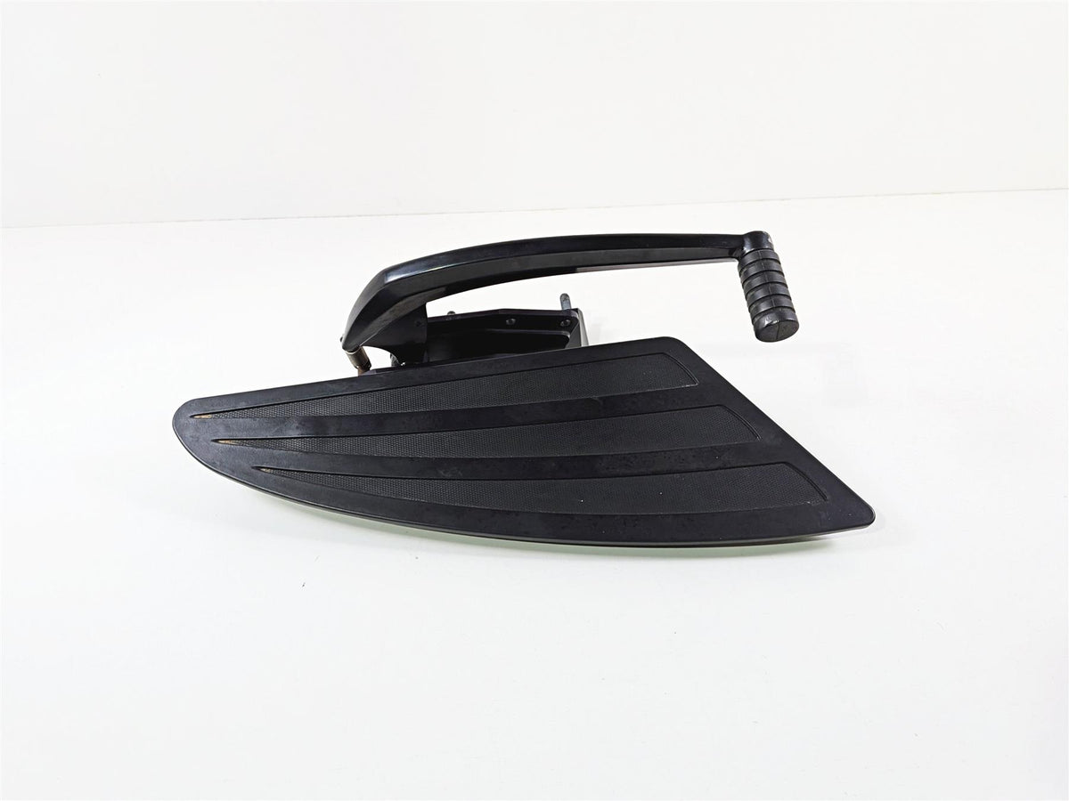 2016 Victory Cross Country Front Right Floorboard & Brake Pedal 1021216 5134178 {{ shop.shopifyCountryName }} - Mototech271