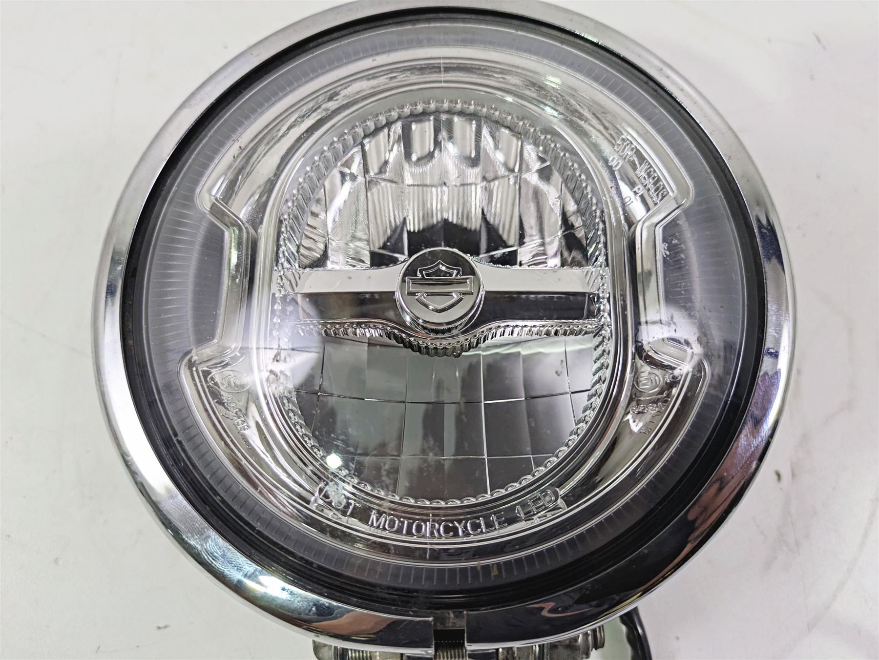 2020 Harley Softail FXST Standard Headlight Head Led Lamp & Mount 67700323A {{ shop.shopifyCountryName }} - Mototech271