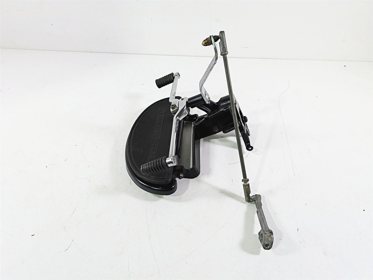 2008 Harley FLSTSB Cross Bones Left Floorboard & Shifter Set 33630-07A 33895-82E {{ shop.shopifyCountryName }} - Mototech271