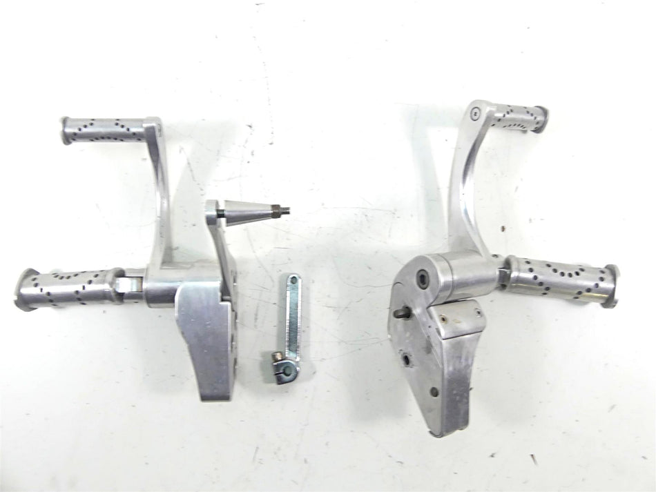 2009 Big Dog K9 Left Right Foot Peg Control Set 162-000001-02 162-000002-02 {{ shop.shopifyCountryName }} - Mototech271