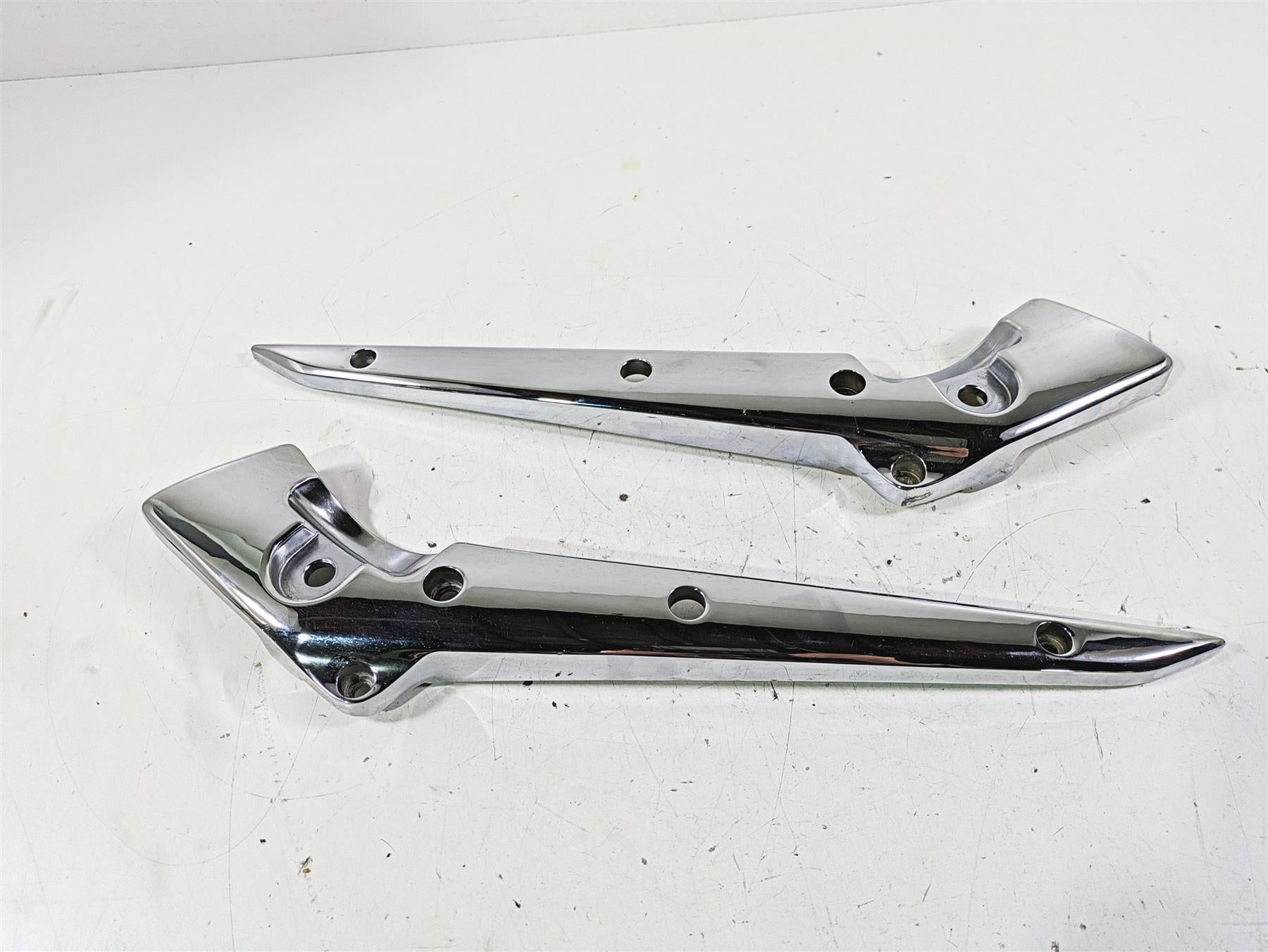 2002 Honda VTX1800 Retro Rear Fender Frame Struts Braces 77340-MCV-000 {{ shop.shopifyCountryName }} - Mototech271