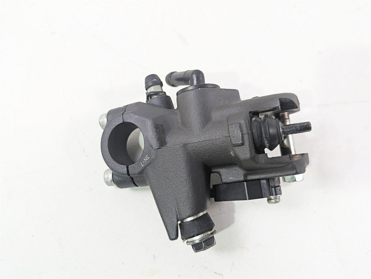 2024 Kawasaki ZX6R ZX636 Ninja Front Radial Brake Pump 11/16 Nissin 43015-0702 {{ shop.shopifyCountryName }} - Mototech271