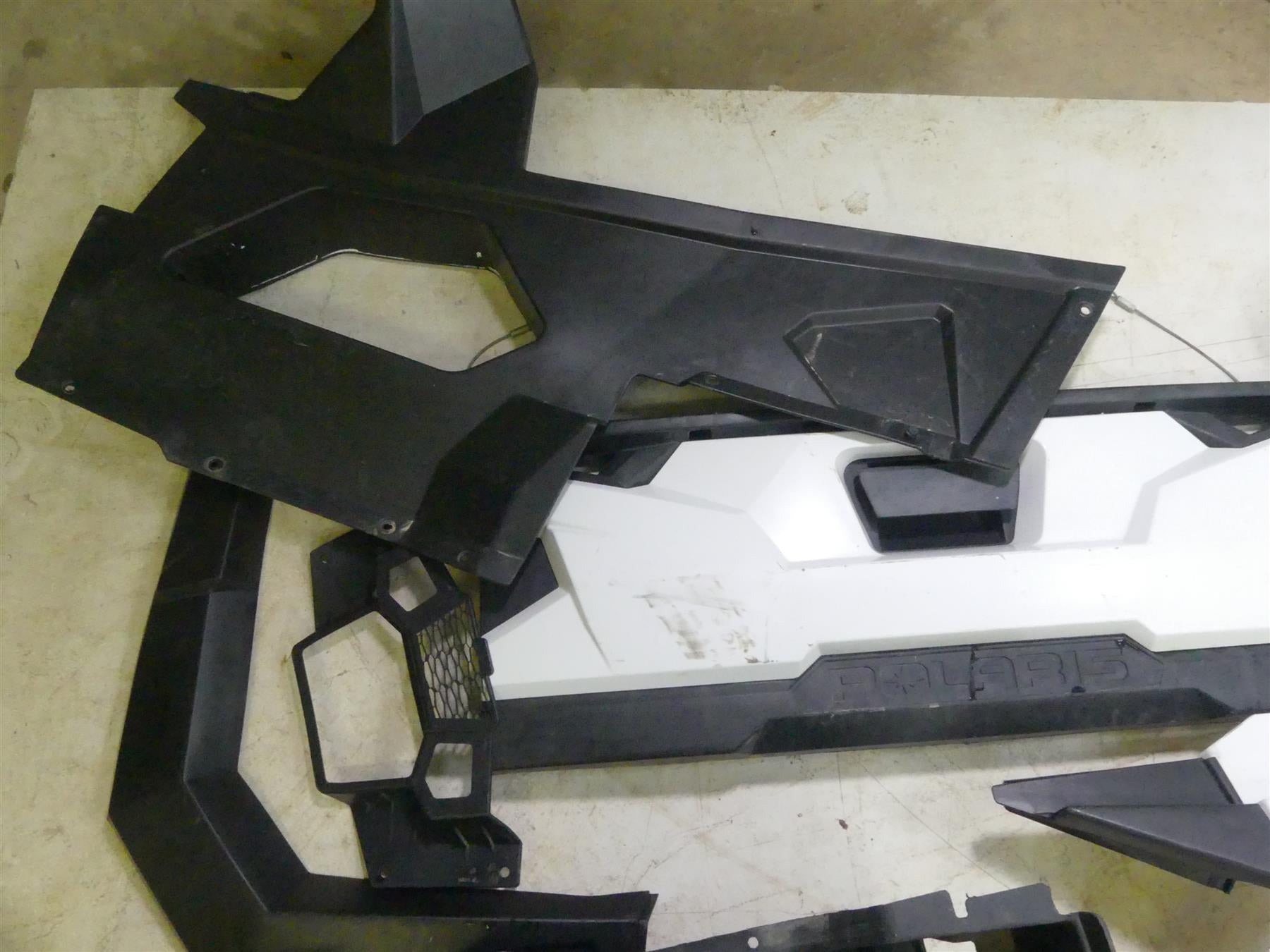 2019 Polaris General 1000 EPS Fairing Plastic Cover Tank Cargo Box Set 2207407 {{ shop.shopifyCountryName }} - Mototech271