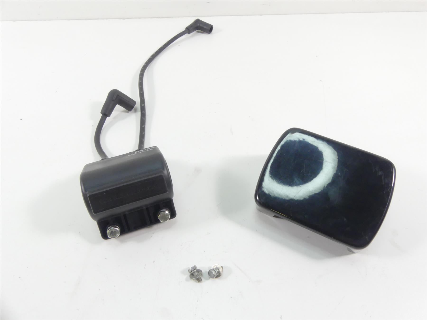 1993 Harley FXSTS Softail Springer Ignition Coil Coils Set + Cover 31614-83A {{ shop.shopifyCountryName }} - Mototech271