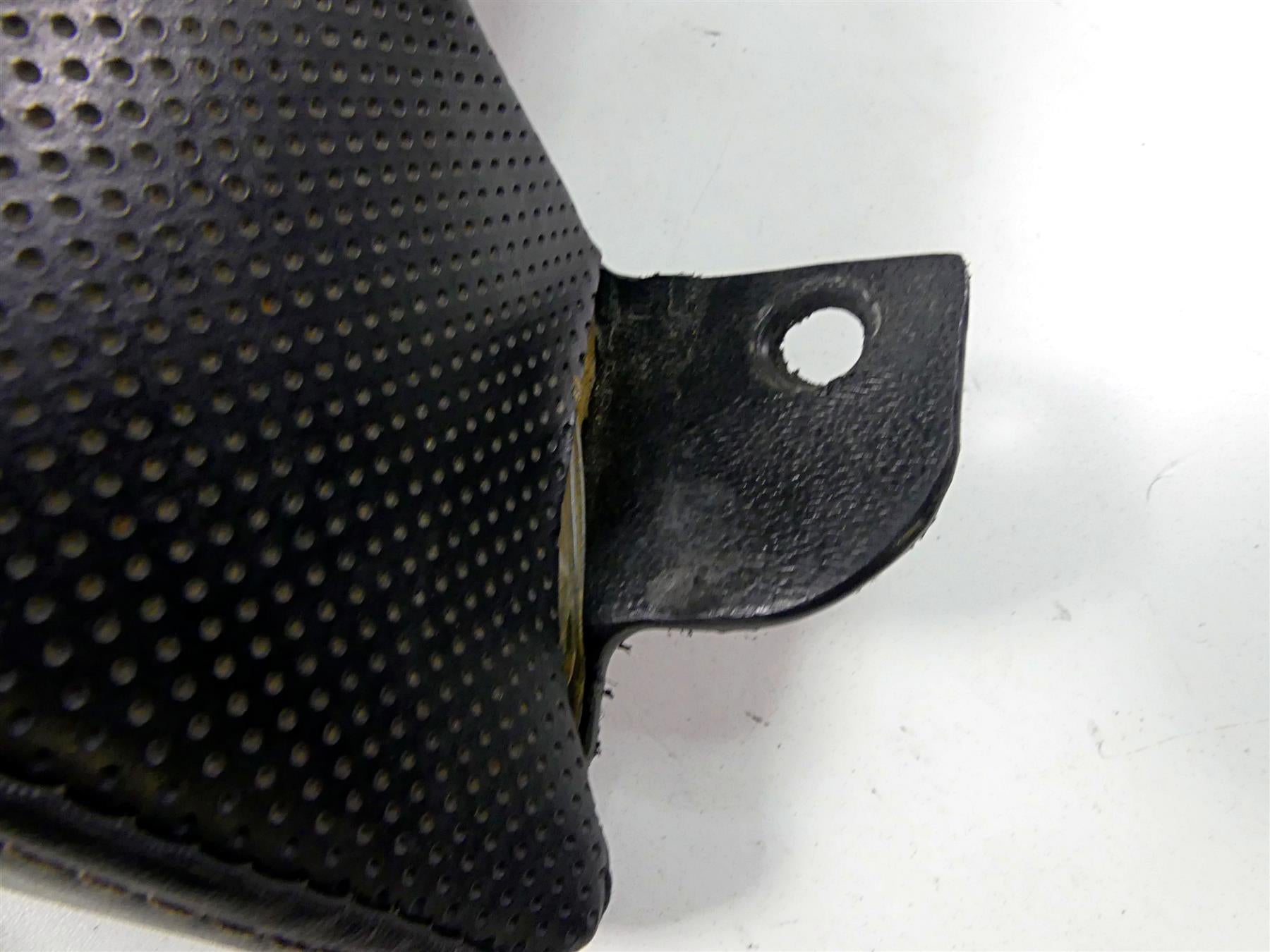 2013 Harley VRSCF Muscle Vrod Rear Passenger Pillion Seat Saddle - Read 52438-09 {{ shop.shopifyCountryName }} - Mototech271