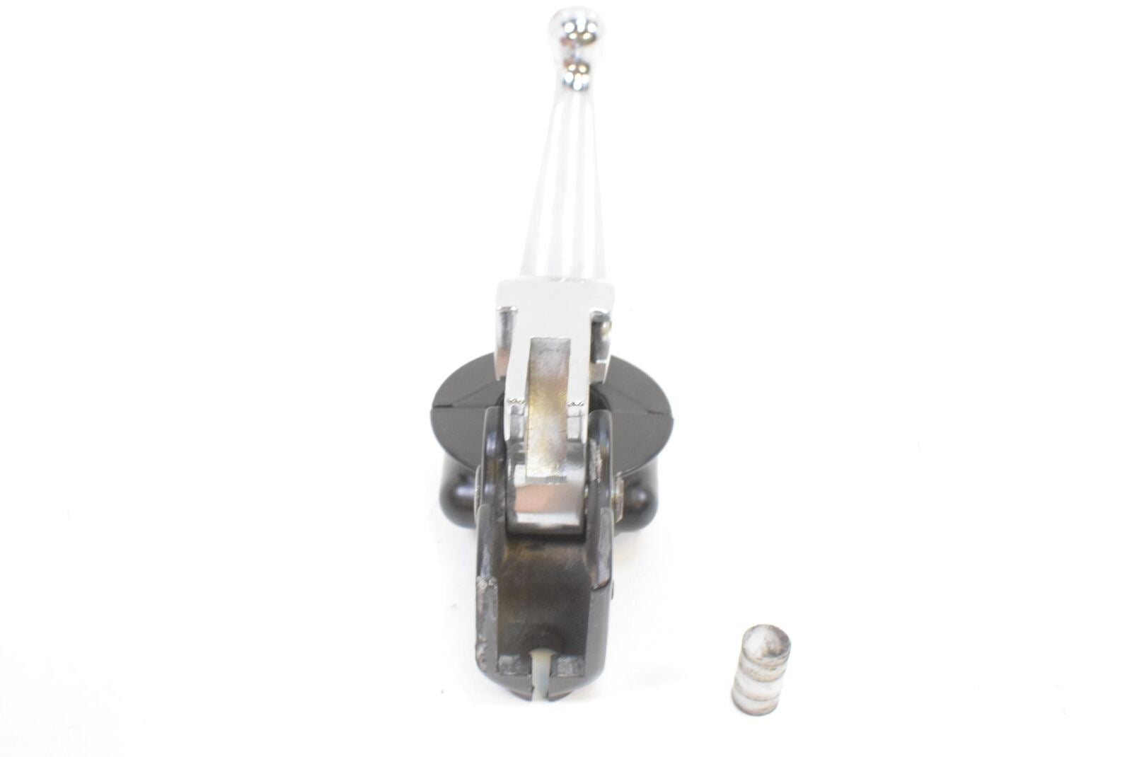 2002 Harley Touring FLHRI Road King Clutch Perch Chrome Lever 38608-96 {{ shop.shopifyCountryName }} - Mototech271