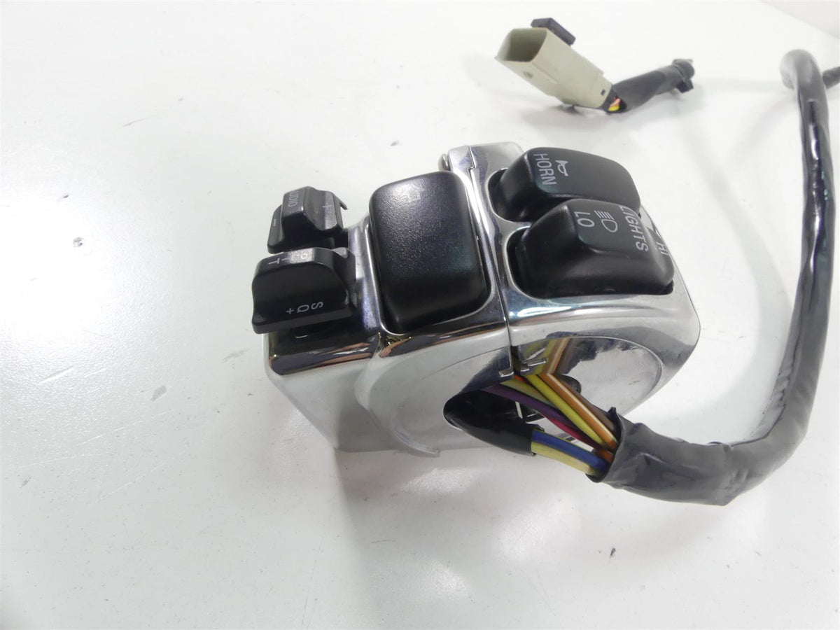 2007 Harley FLHTCU SE CVO Electra Glide Left Hand Audio Control Switch 71682-06 {{ shop.shopifyCountryName }} - Mototech271