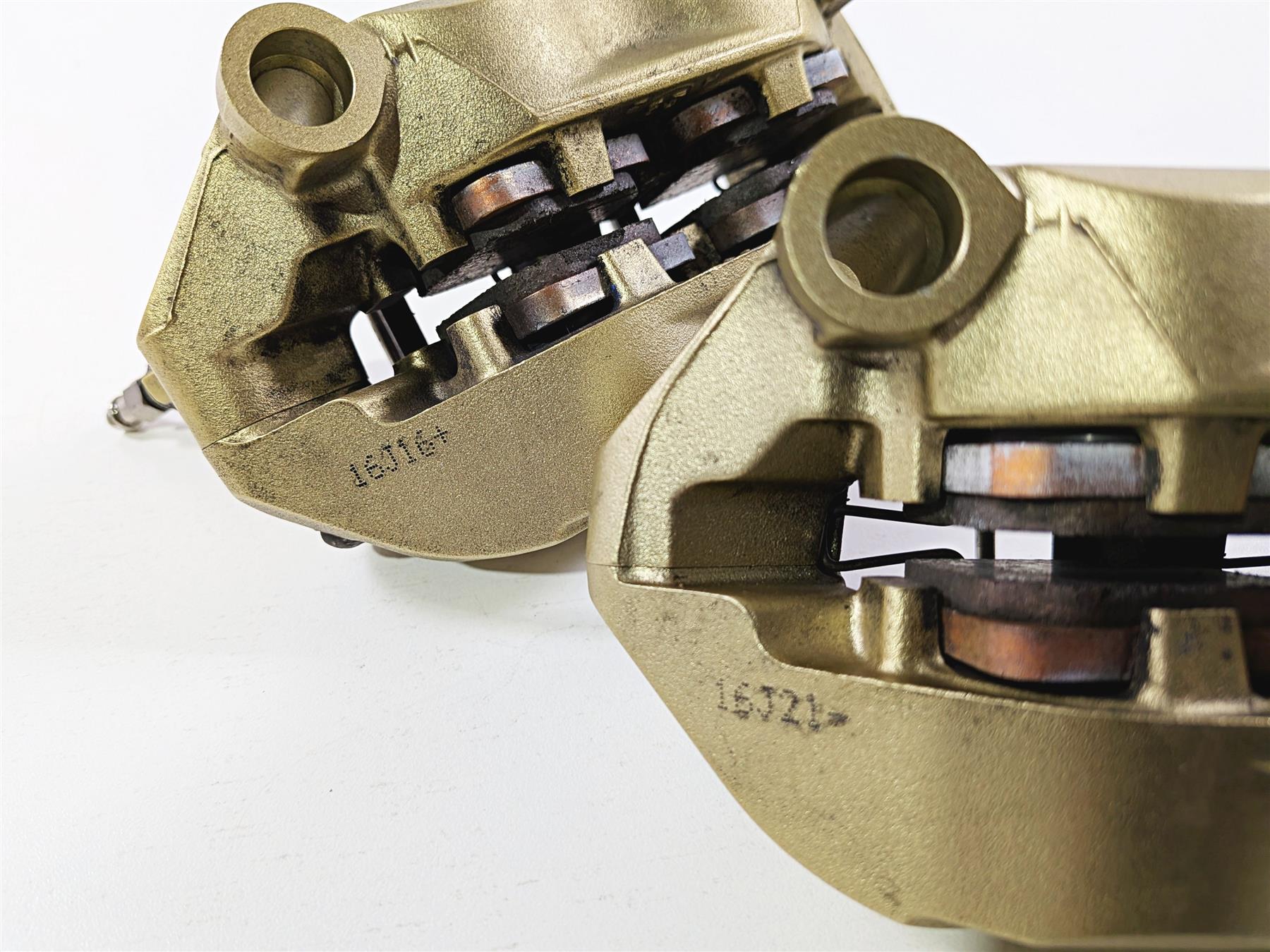 2017 BMW S1000RR K46 Golden Brembo Front Brake Caliper Set 100mm 34117714784 {{ shop.shopifyCountryName }} - Mototech271