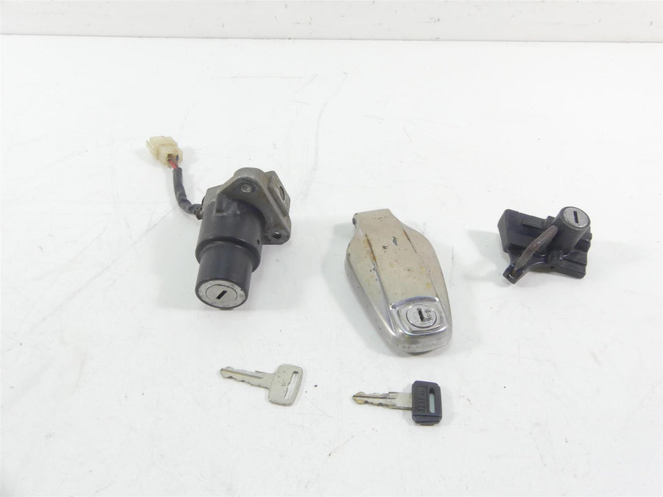 1978 Yamaha XS650 SE Special Ignition Switch Key Lock Set 3JV-82501-00-00 {{ shop.shopifyCountryName }} - Mototech271