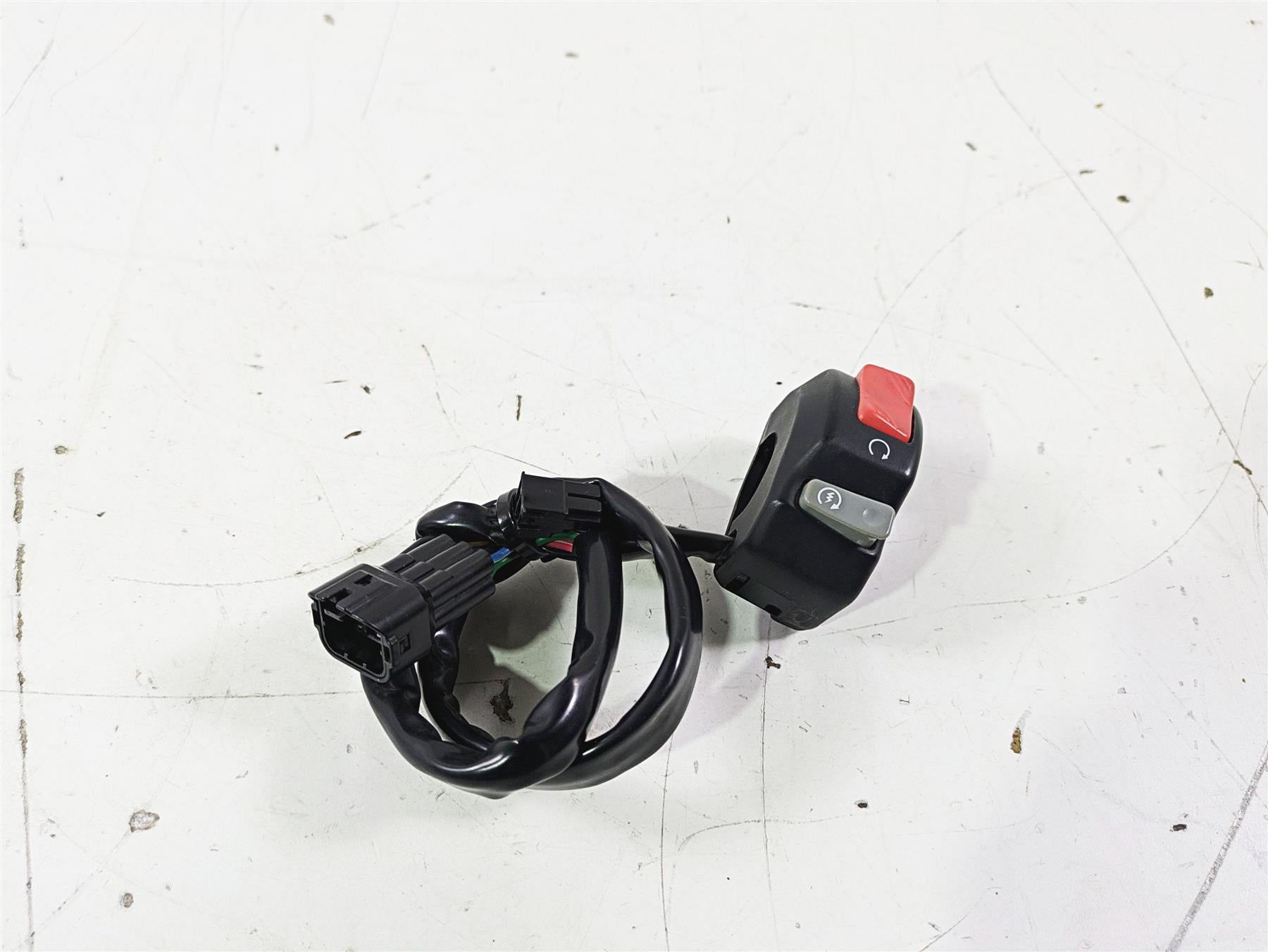 2005 Kawasaki ZX12R Ninja Right Hand Start Stop Control Switch 46091-1809 {{ shop.shopifyCountryName }} - Mototech271