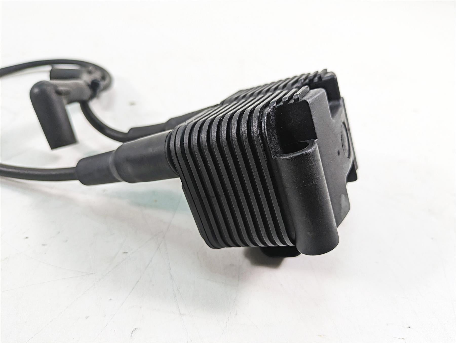 2000 Harley FXSTS Softail Springer Ignition Coil Wires Plug Set 31655-99 {{ shop.shopifyCountryName }} - Mototech271
