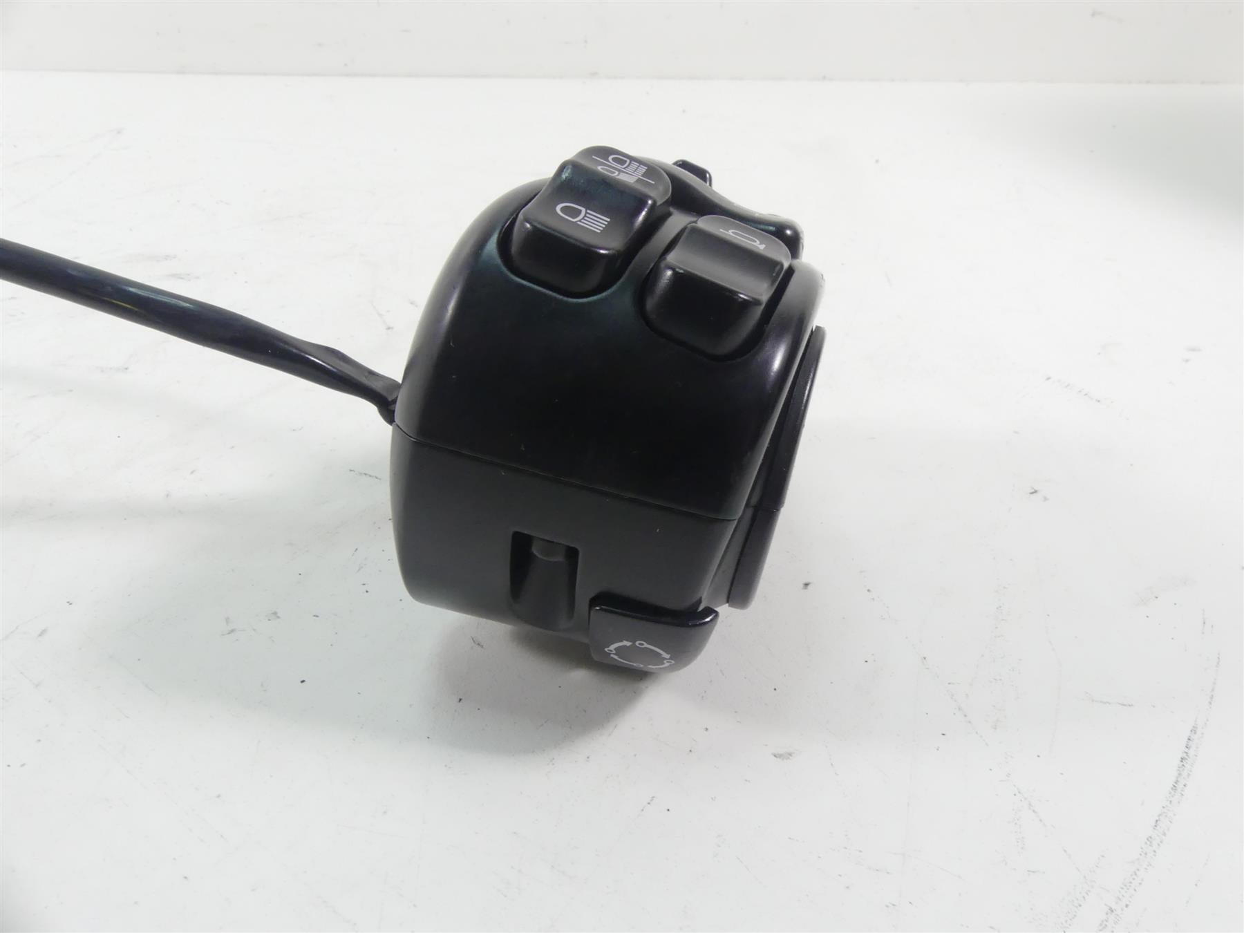 2014 Harley Touring FLHXS Street Glide Sp Left Cruise Control Switch 71500128B {{ shop.shopifyCountryName }} - Mototech271