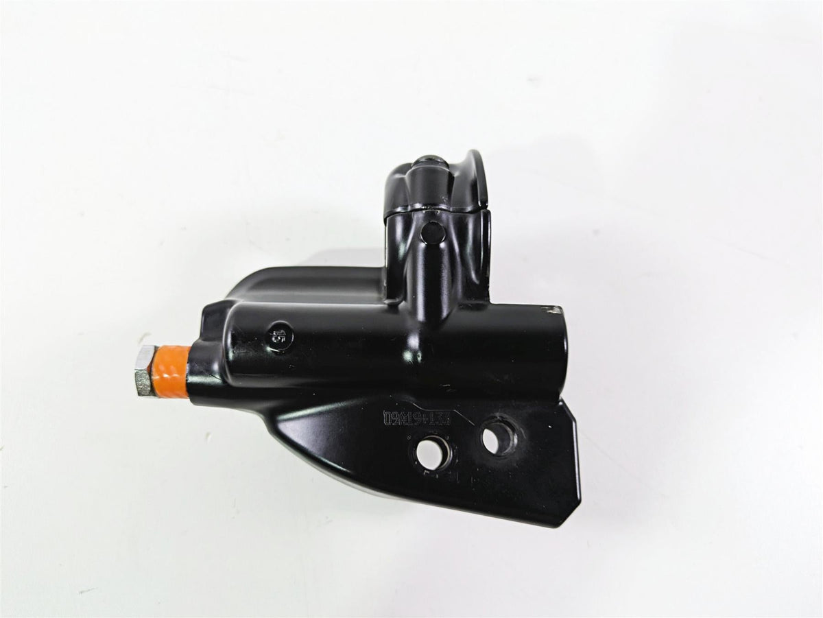 2010 Harley Touring FLHX Street Glide Front Brake Master Cylinder 42859-06B {{ shop.shopifyCountryName }} - Mototech271