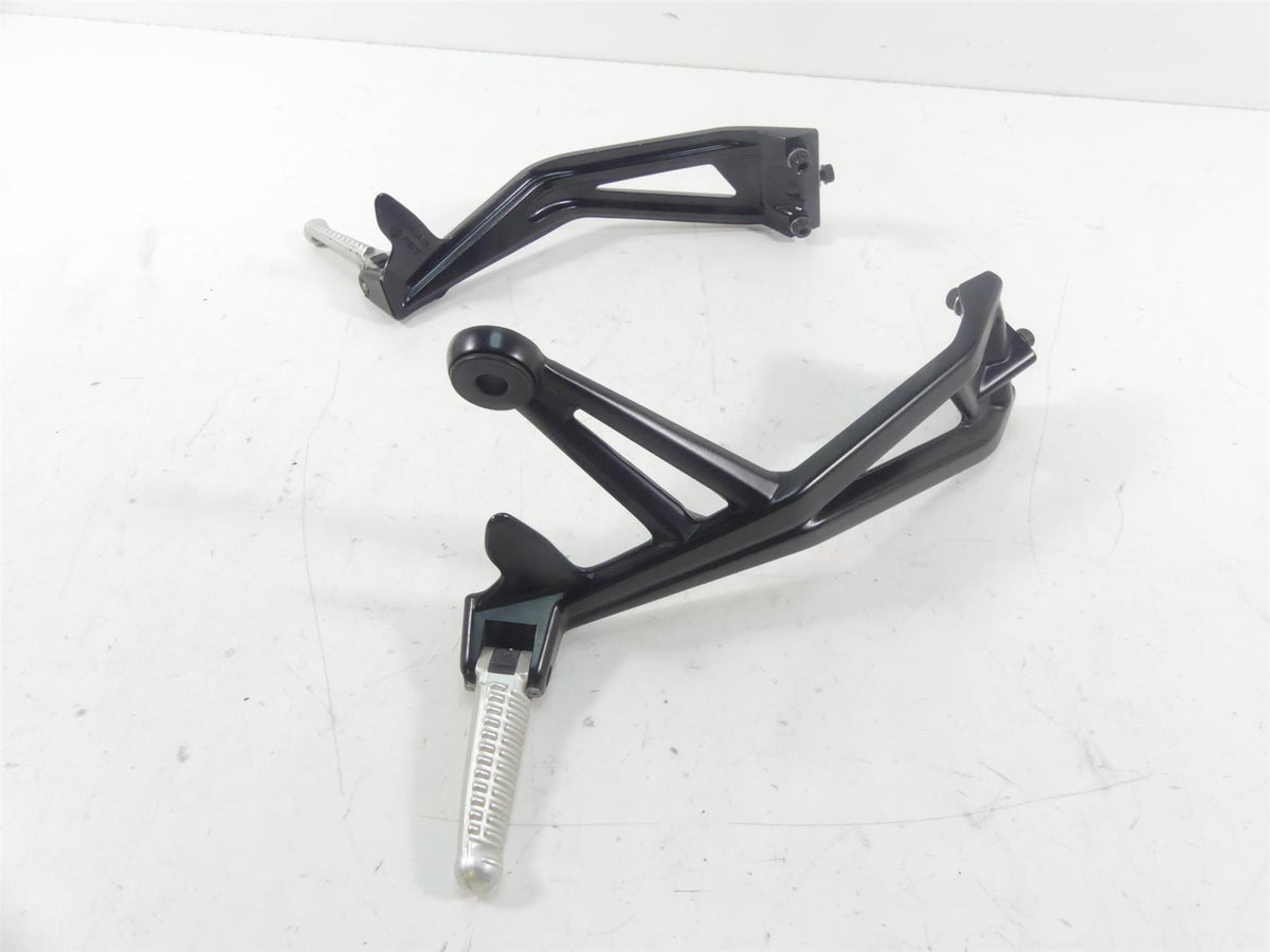 2013 Ducati Streetfighter 848 Rear Passenger Footpeg Foot Peg Set 82411561A {{ shop.shopifyCountryName }} - Mototech271