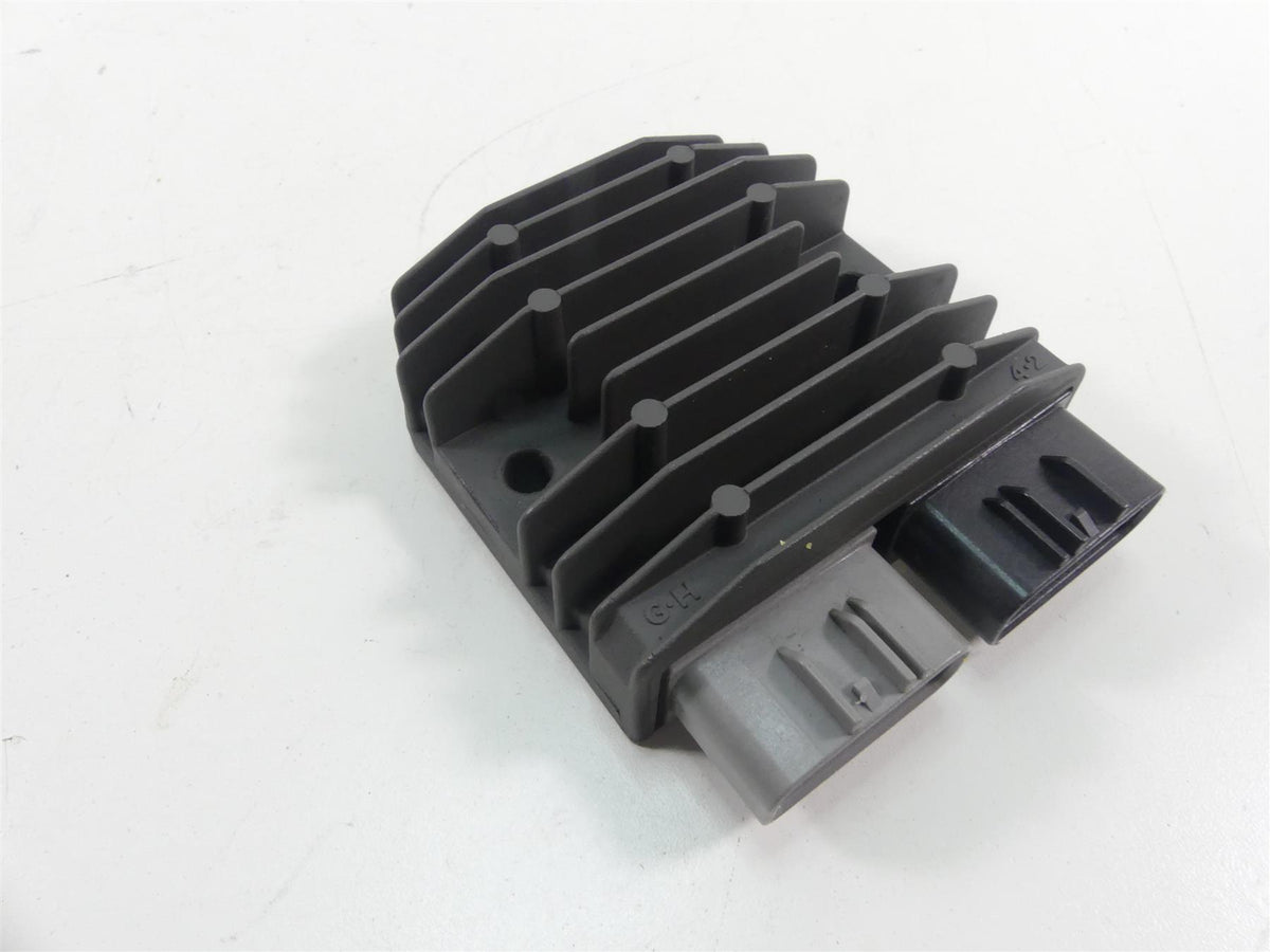 2022 Indian FTR1200 S Rectifier Voltage Regulator SH775BA 4012941 {{ shop.shopifyCountryName }} - Mototech271