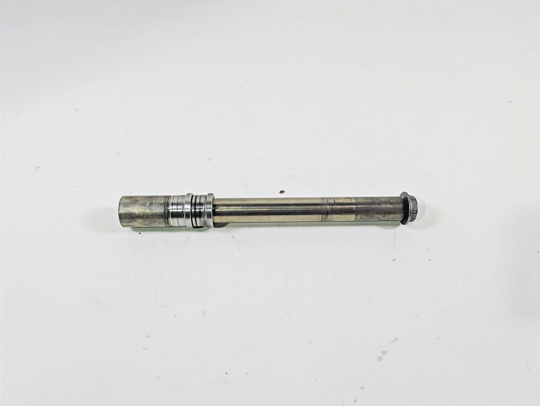2014 Yamaha YZFR1 R1 RN22 Front Axle Wheel Spindle 2C0-25181-00-00 {{ shop.shopifyCountryName }} - Mototech271