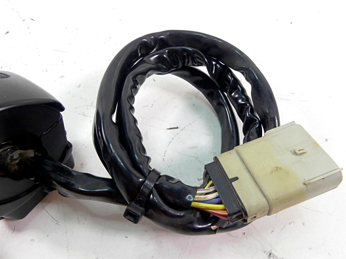 2011 Harley Touring FLTRX Road Glide Left Hand Audio Control Switch 71682-06A {{ shop.shopifyCountryName }} - Mototech271
