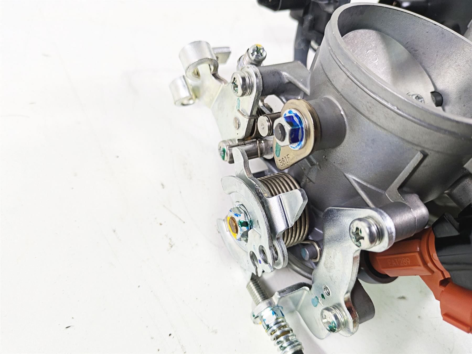 ノリ 07-08 Kawasaki Ninja ZX600 ZX6R Throttle Body EFI 16163-0080 - Sun