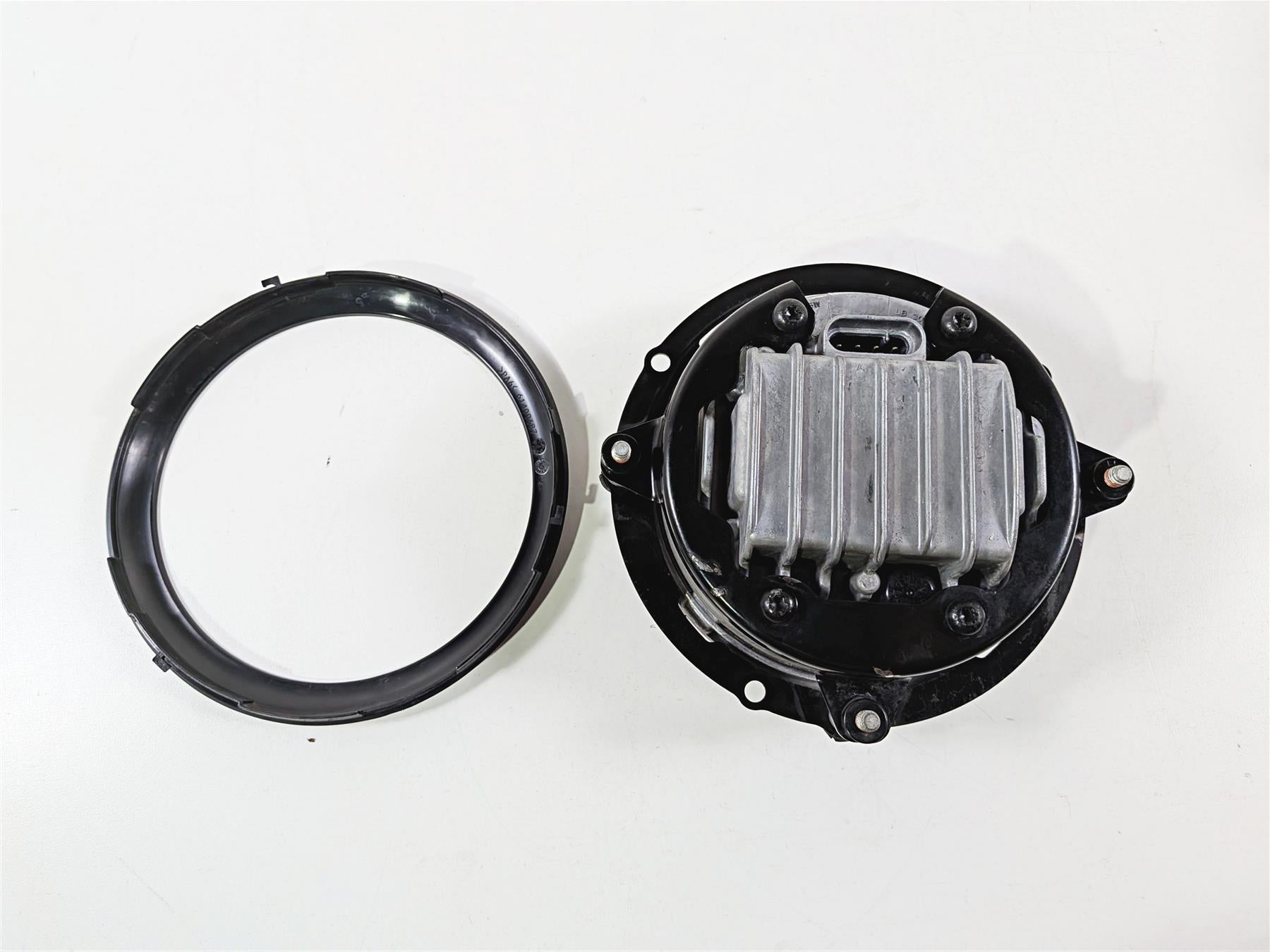 2022 Harley Softail FXLRST Low Rider Headlight Head Light Lamp 67700635 {{ shop.shopifyCountryName }} - Mototech271