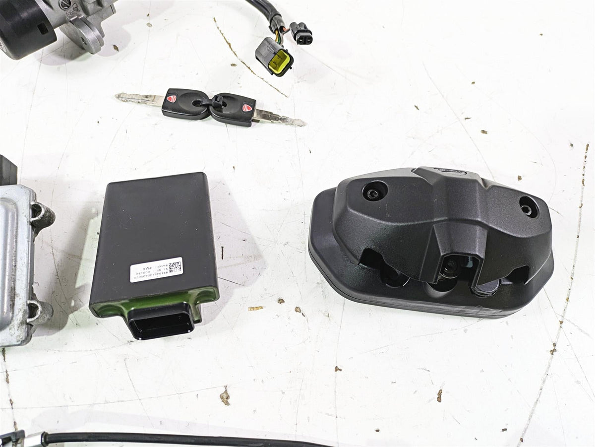 2017 Ducati Monster 1200 S Cdi Ecm Bbox Speedo Ignition Switch Key 44K 28642331A {{ shop.shopifyCountryName }} - Mototech271