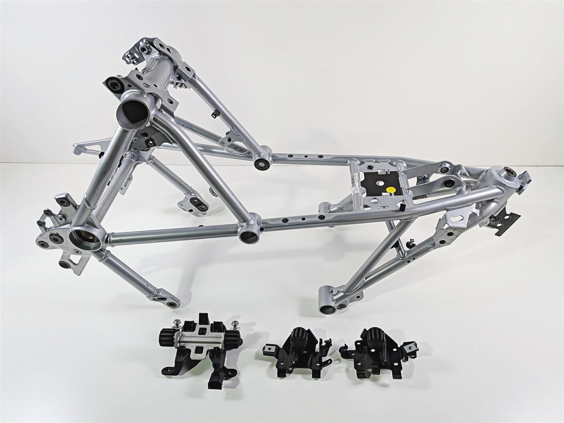 2023 BMW R1250RT RTP K52 Straight Frame Chassis & Seat Mounts Comes With Texas Salvage Title 46519444975 {{ shop.shopifyCountryName }} - Mototech271