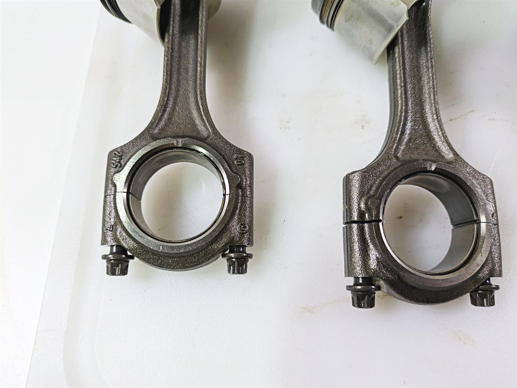 2014 BMW K1300S K40 Piston & Piston Rod Set - Good Compression 11257713547 {{ shop.shopifyCountryName }} - Mototech271