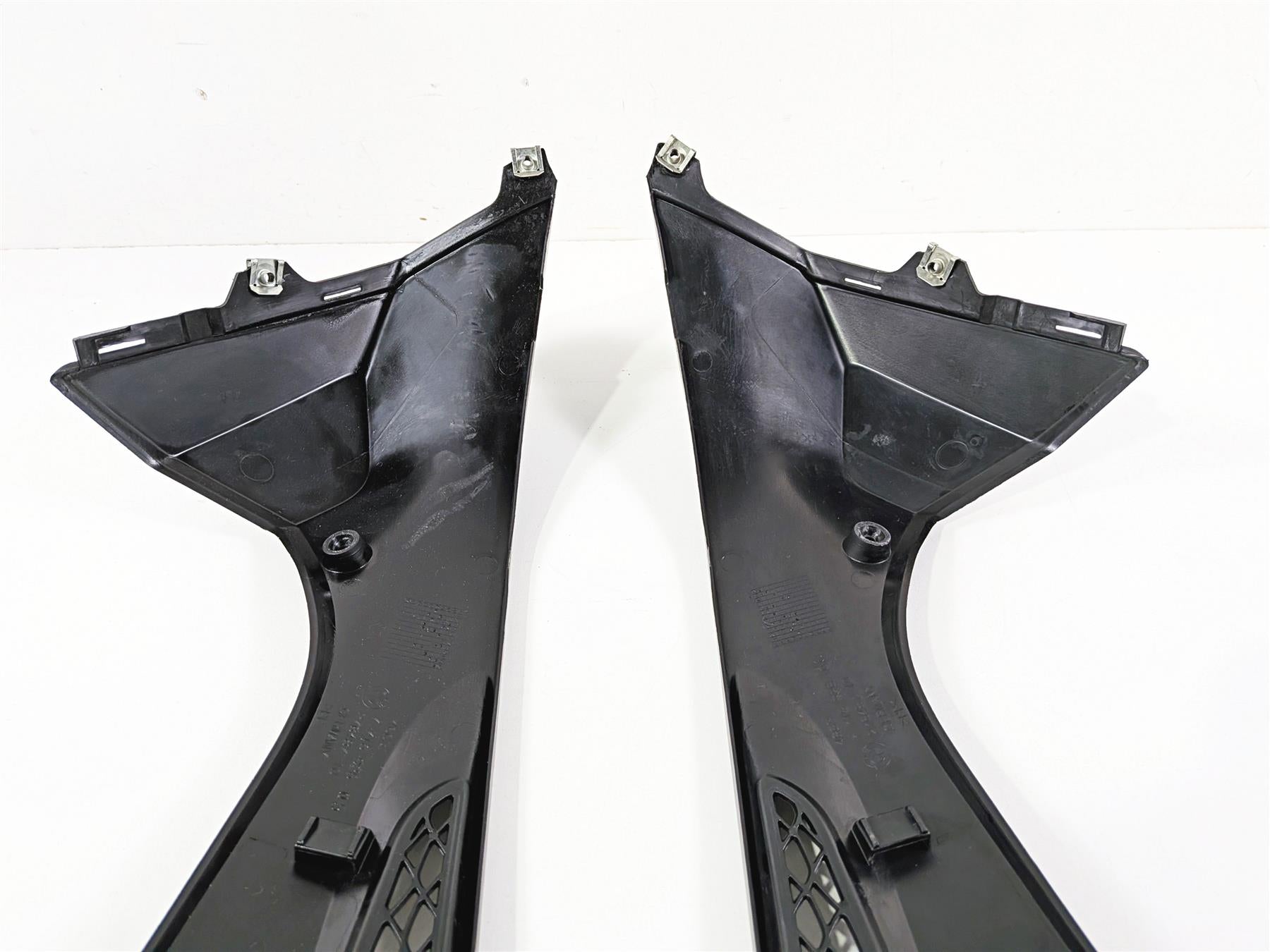 2014 BMW S1000RR K46 Under Tank Side Cover Fairing Set 46637715926 46637715925 {{ shop.shopifyCountryName }} - Mototech271