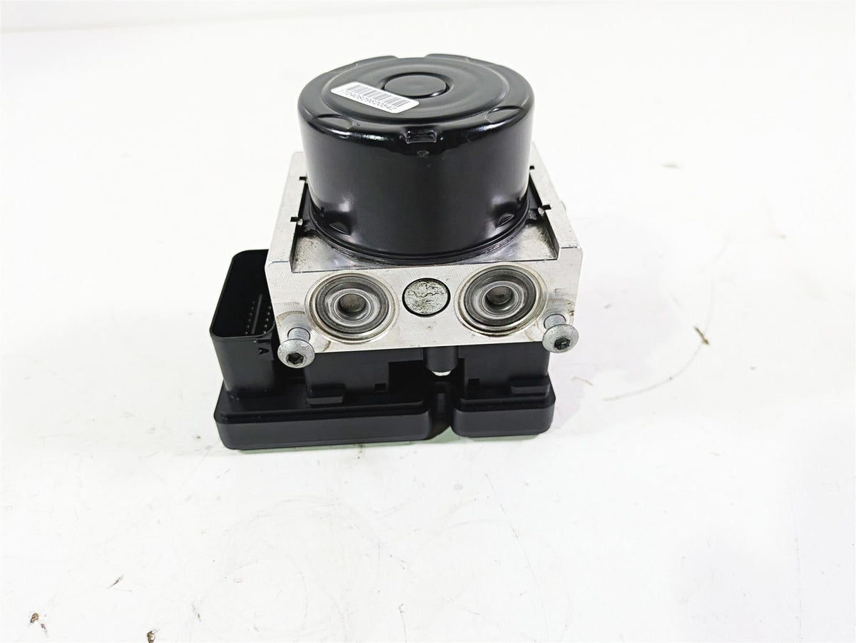 2016 Moto Guzzi Stelvio 1200 8V NTX Abs Brake Pump Unit Module 895351 {{ shop.shopifyCountryName }} - Mototech271