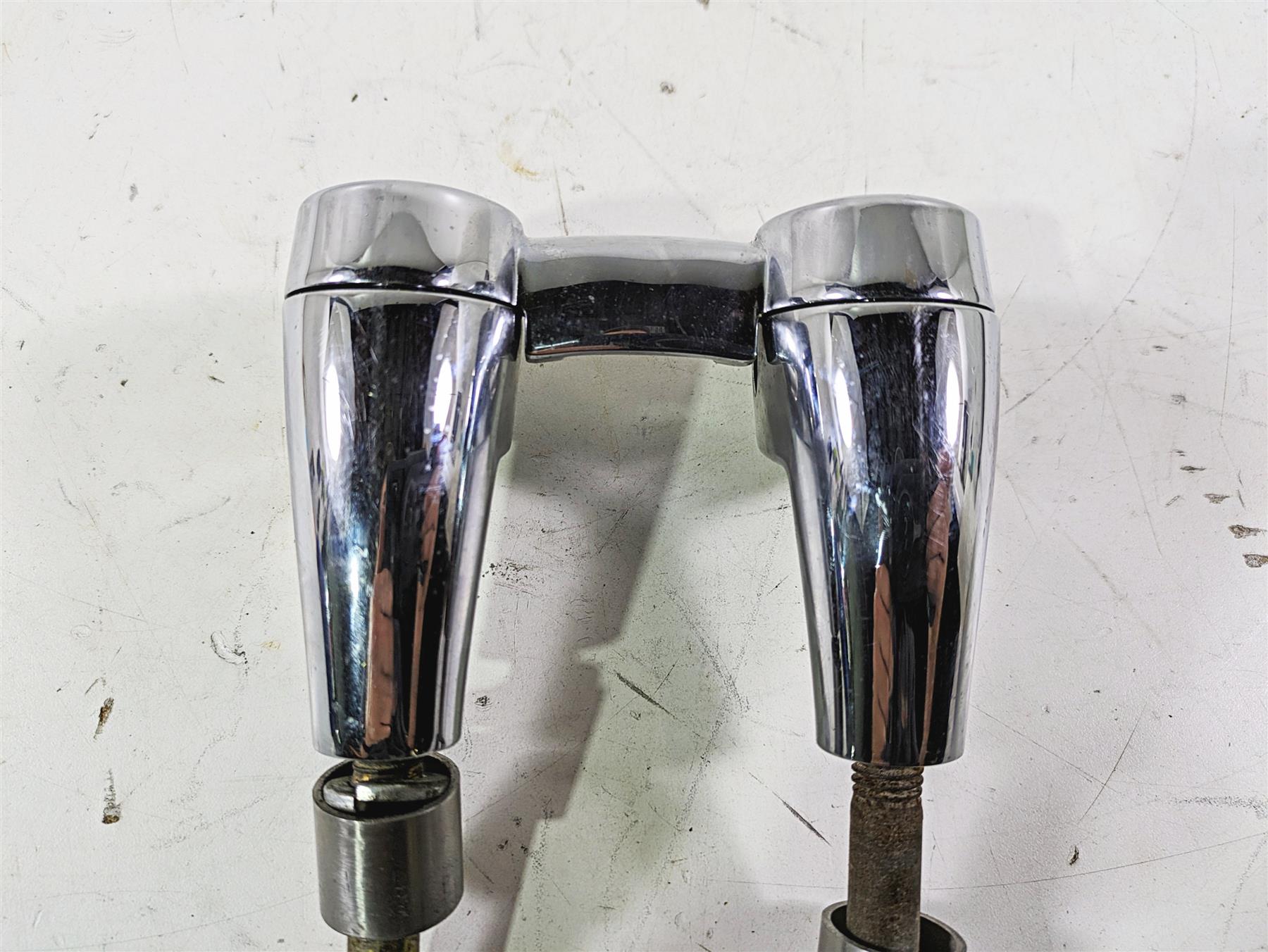 2012 Harley FLD Dyna Switchback Handlebar Chrome Riser & Extensions 55900004 55900005 {{ shop.shopifyCountryName }} - Mototech271