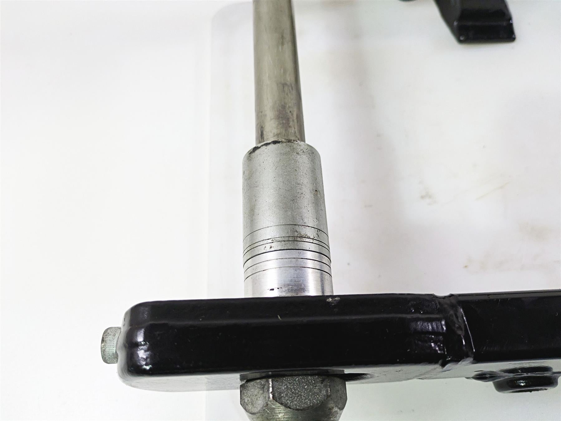 2011 Harley FXDC Dyna Super Glide Rear Swingarm & Belt Guards 47820-10 {{ shop.shopifyCountryName }} - Mototech271