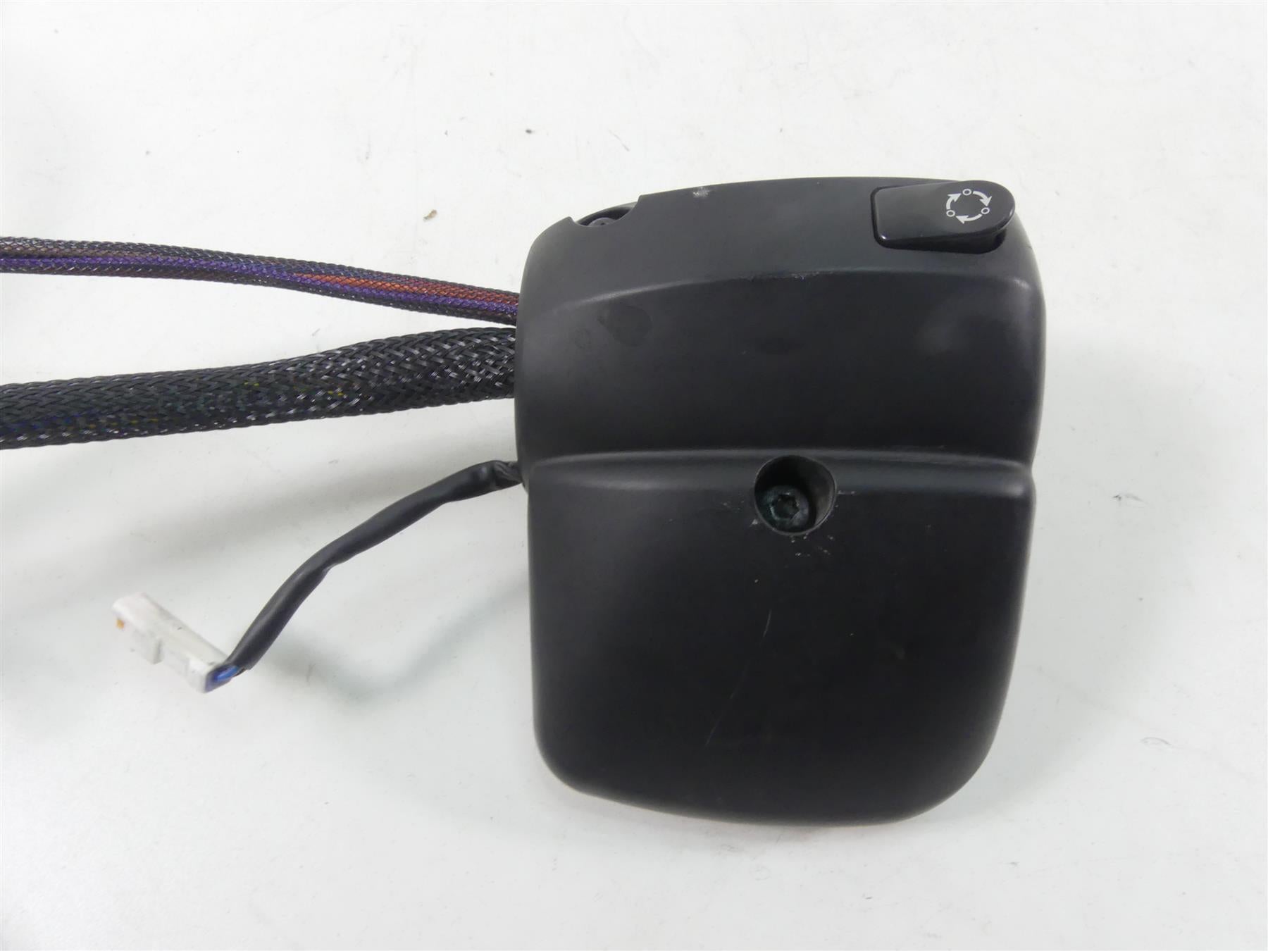 2016 Indian Chieftain Dark Horse Left Blinker Audio Control Switch 4015197-067 {{ shop.shopifyCountryName }} - Mototech271